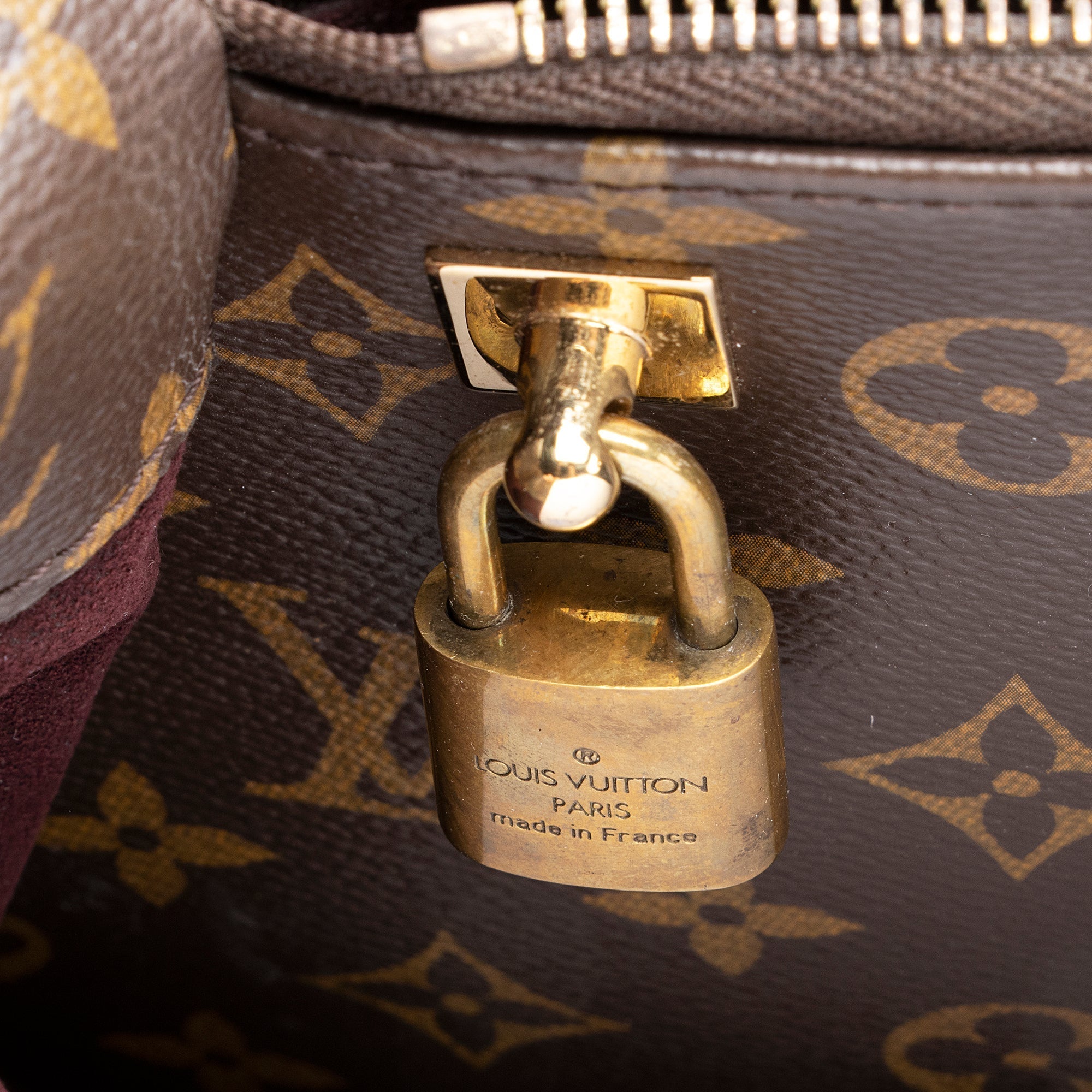 Louis Vuitton Monogram Canvas Montaigne GM Tote (SHF-22346)