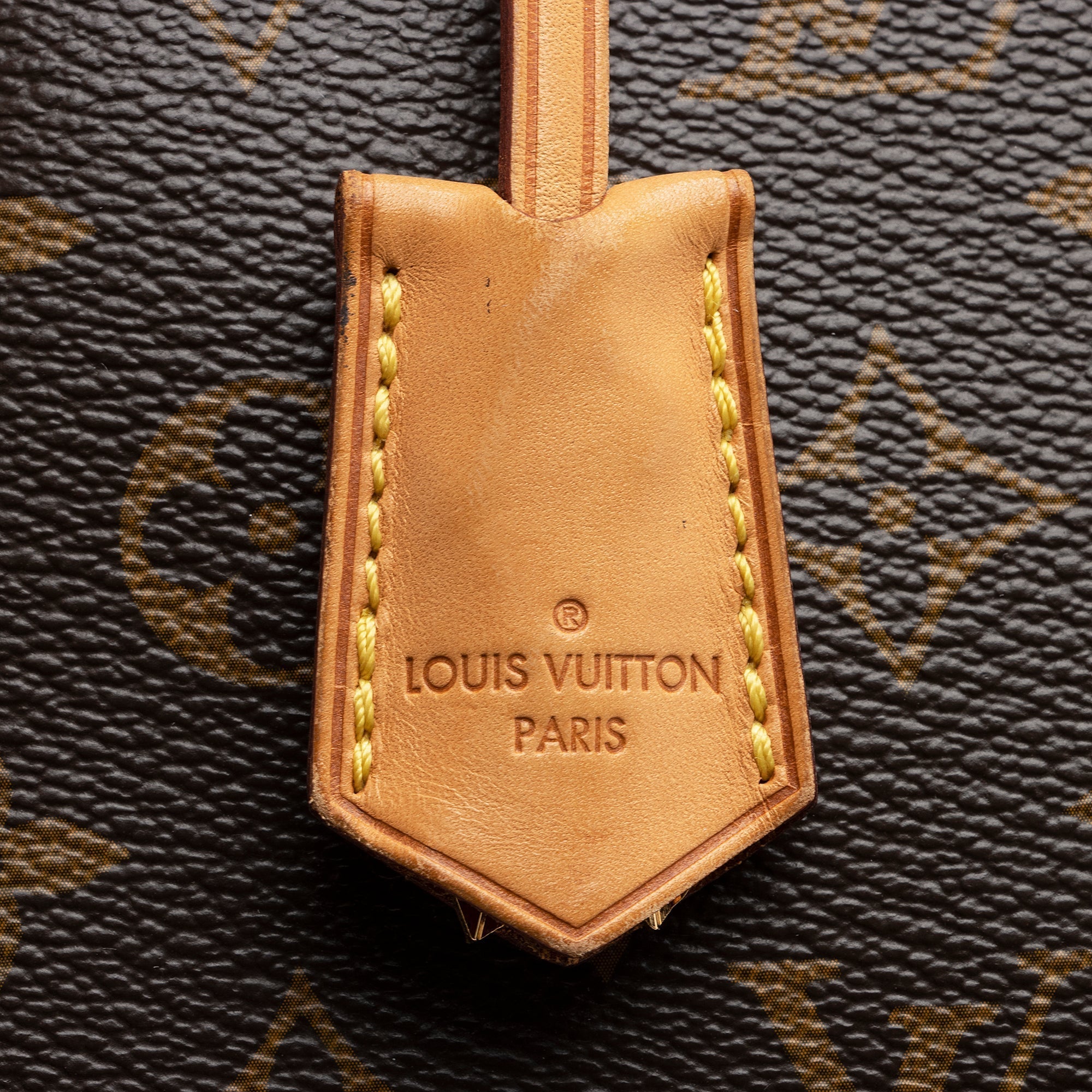 Louis Vuitton Monogram Canvas Montaigne GM Tote (SHF-22346)