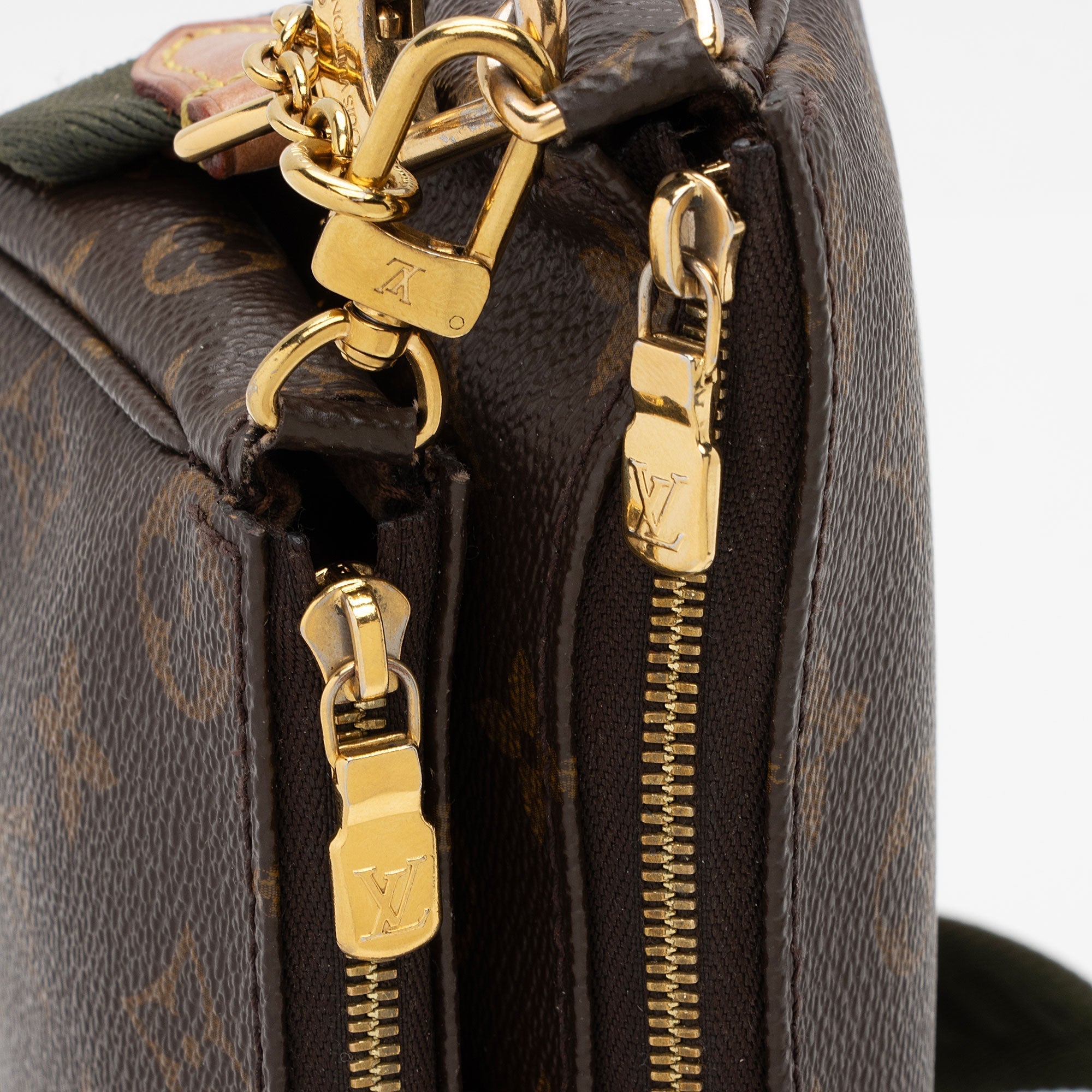 Louis Vuitton Monogram Canvas Multi-Pochette Accessoires (SHF-FK0EaE)