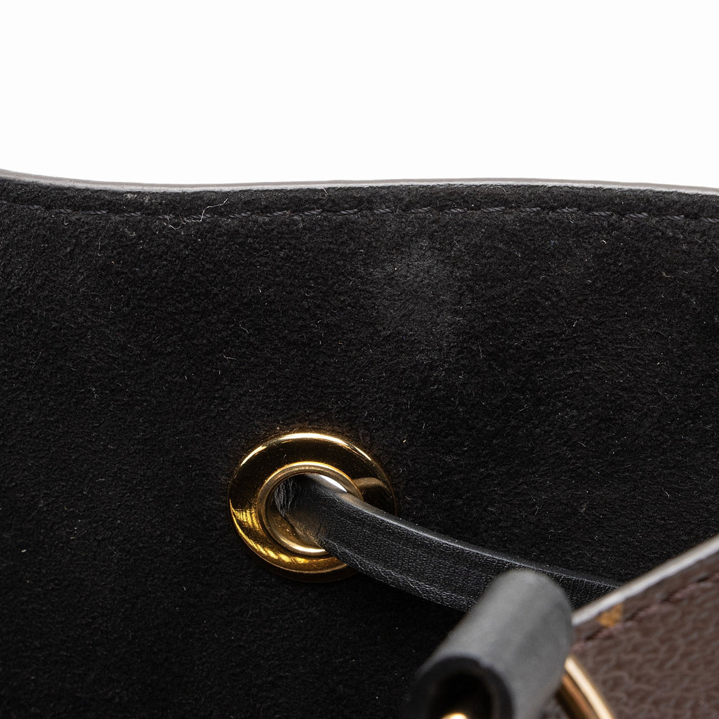 Louis Vuitton Monogram Canvas Neonoe Shoulder Bag (SHF-9t2h8z)