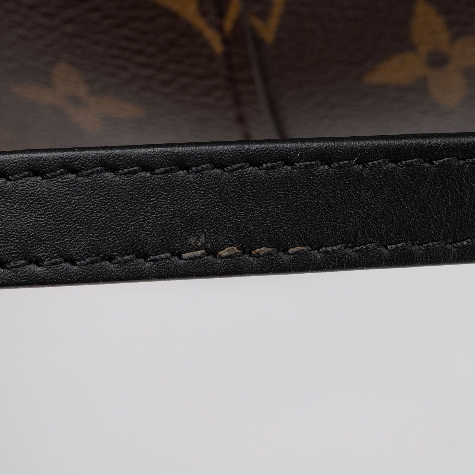 Louis Vuitton Monogram Canvas Neonoe Shoulder Bag (SHF-9t2h8z)