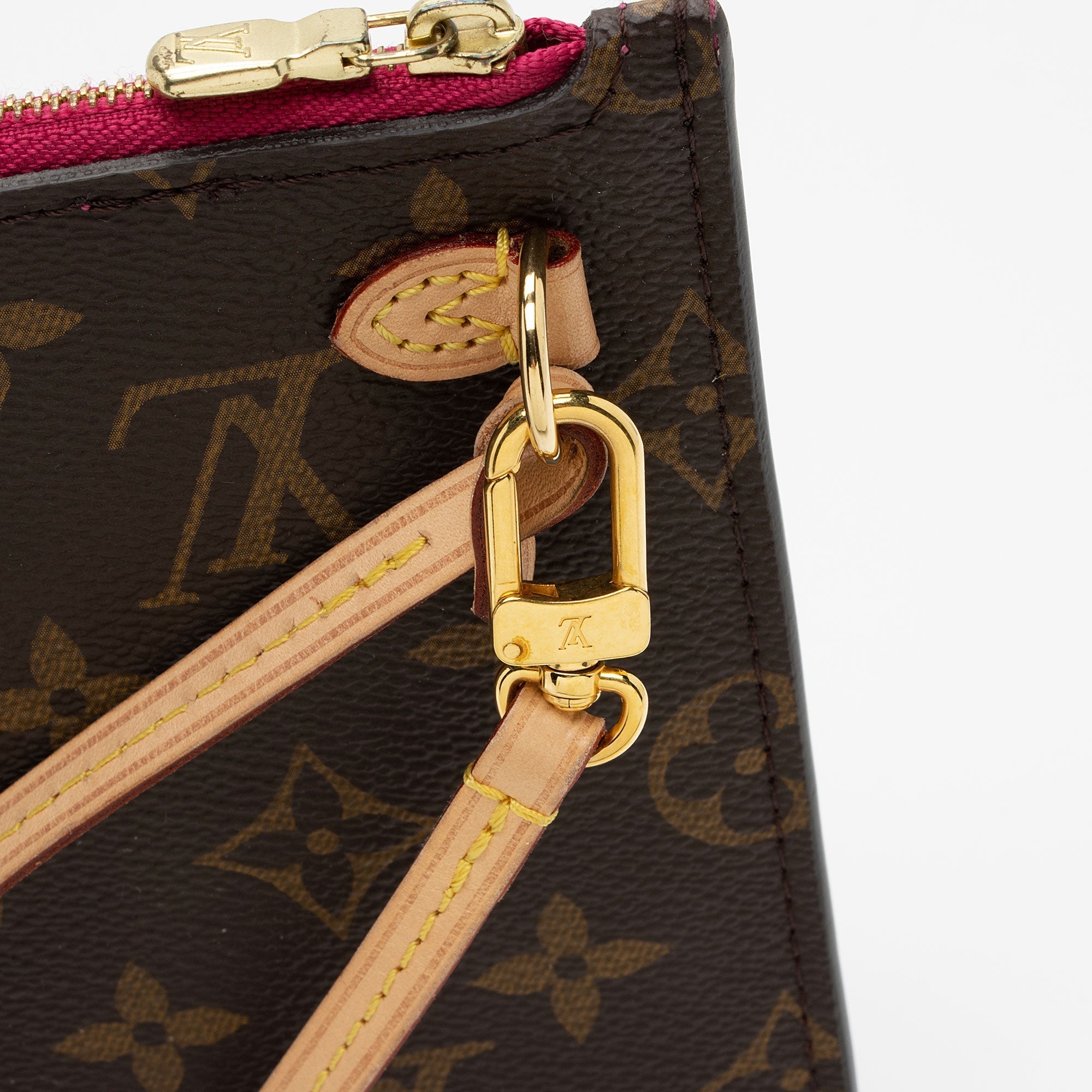 Louis Vuitton Monogram Canvas Neverfull GM Pochette (SHF-DeDVCl)