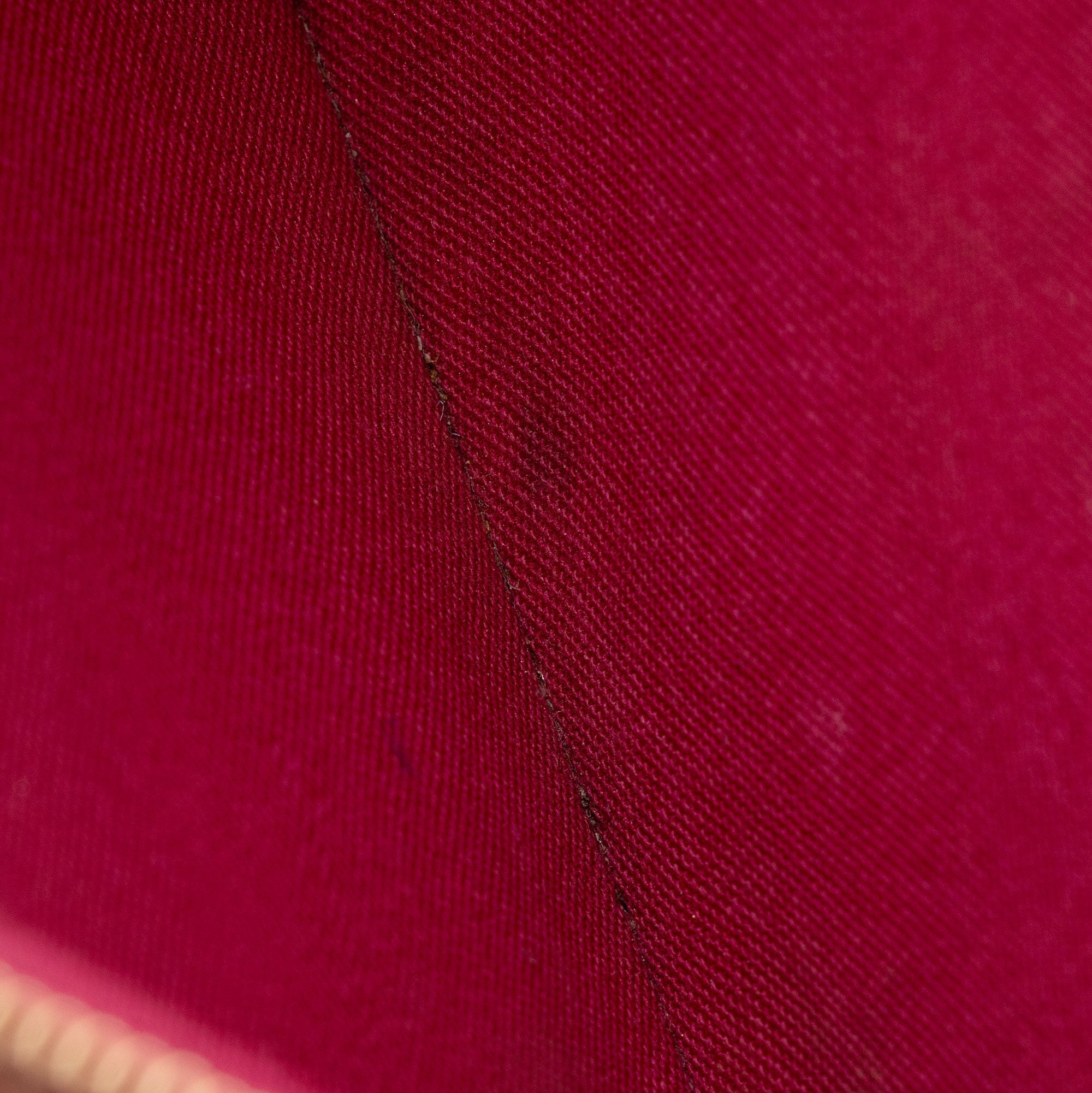 Louis Vuitton Monogram Canvas Neverfull GM Tote (SHF-xeDmYi)