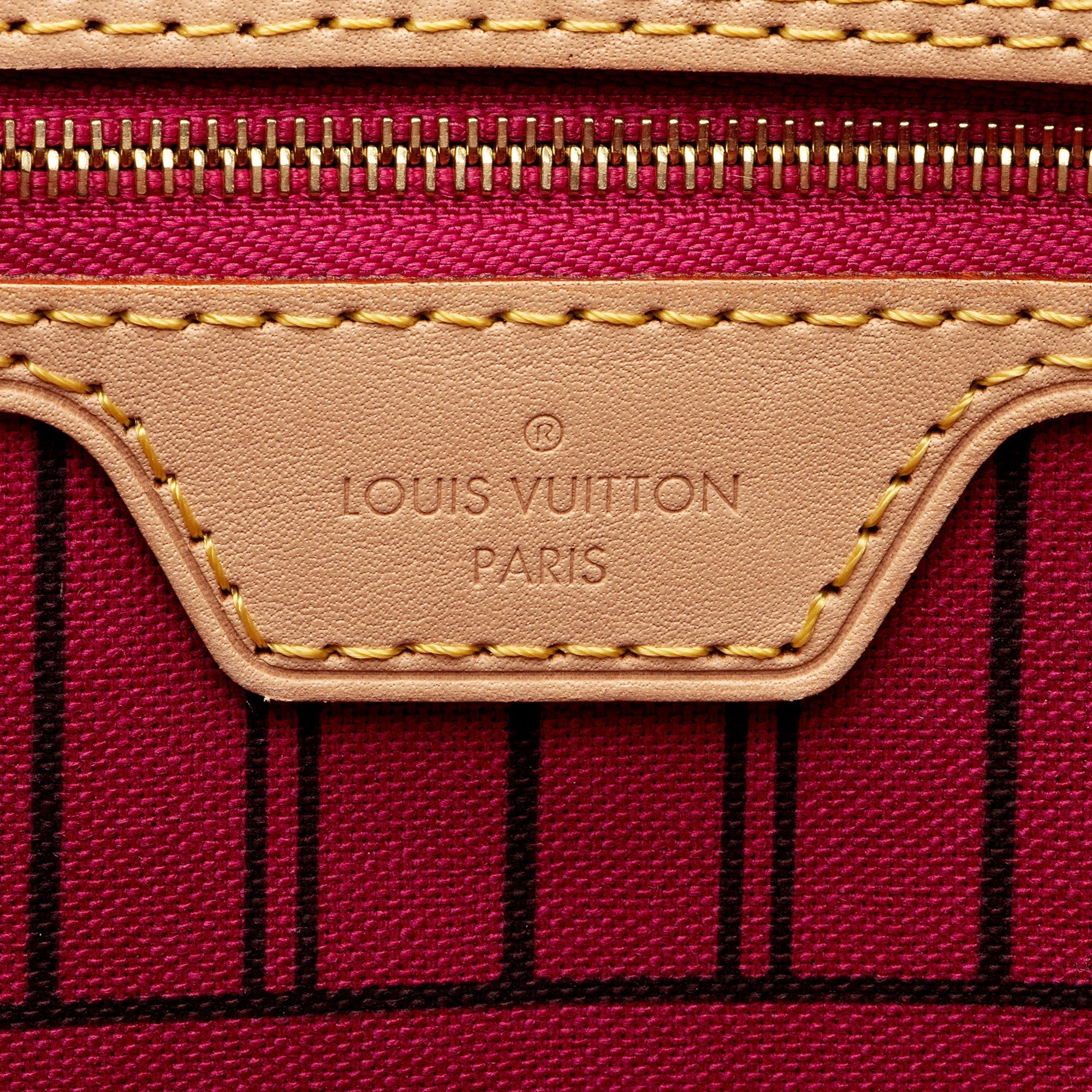 Louis Vuitton Monogram Canvas Neverfull GM Tote (SHF-xeDmYi)