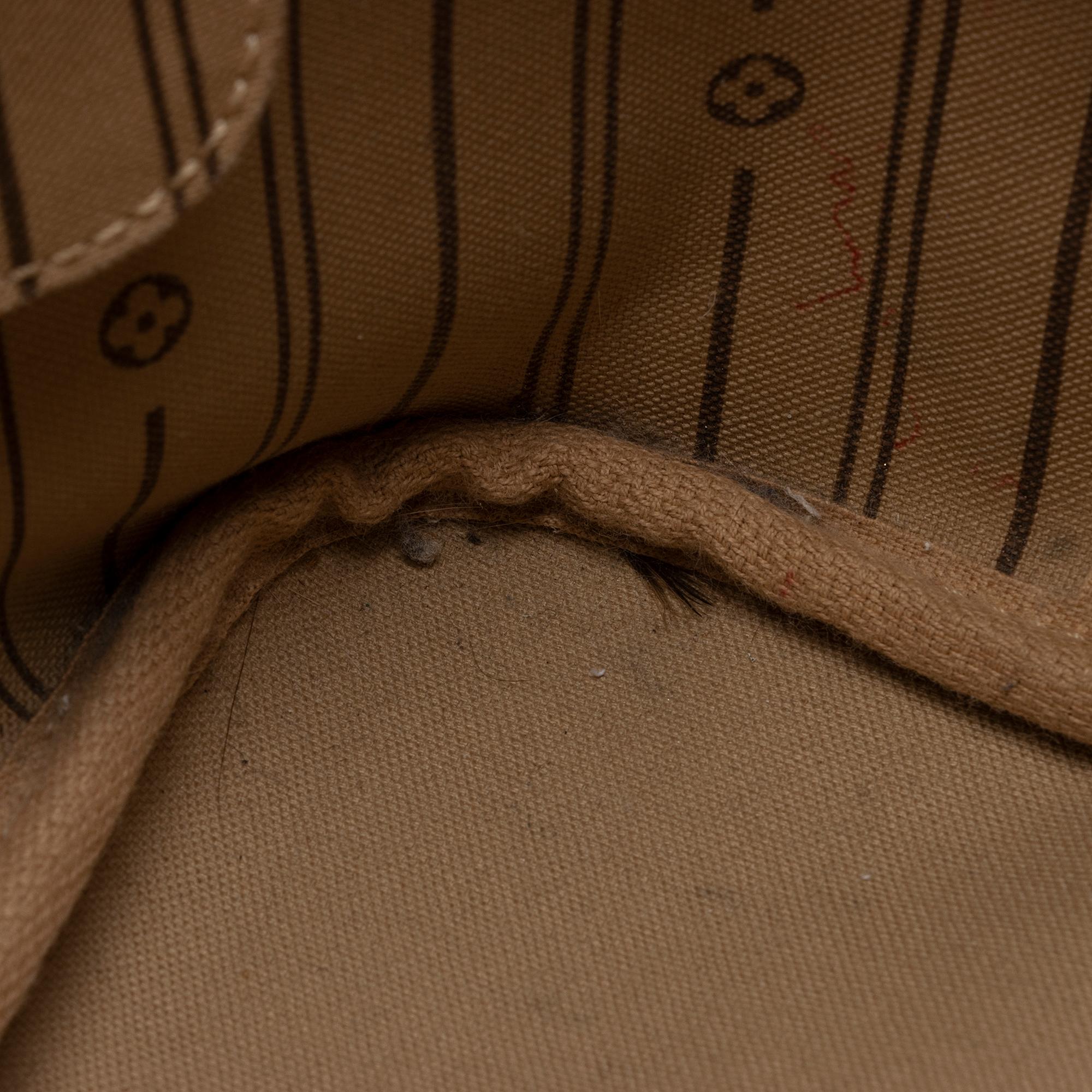 Louis Vuitton Monogram Canvas Neverfull MM Tote (SHF-xZzftC)