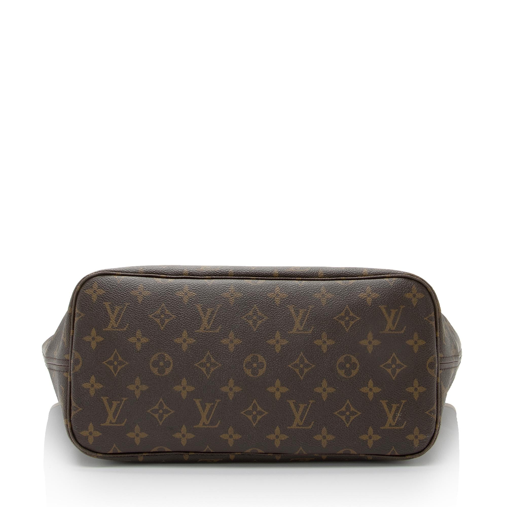 Louis Vuitton Monogram Canvas Neverfull MM Tote (SHF-YgmCCk)