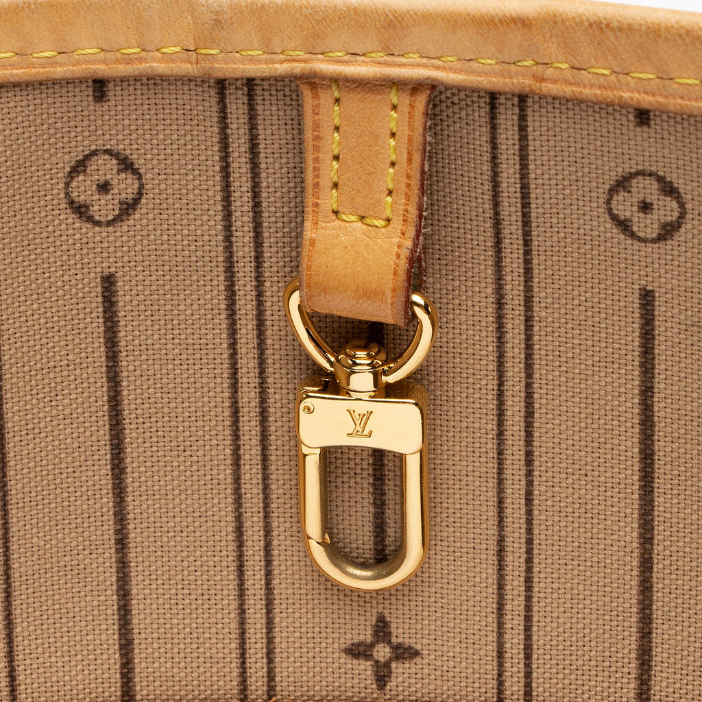 Louis Vuitton Monogram Canvas Neverfull MM Tote (SHF-YgmCCk)