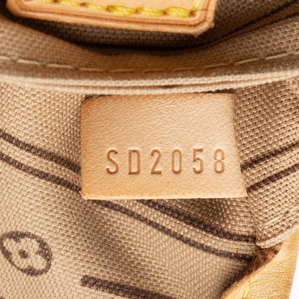 Louis Vuitton Monogram Canvas Neverfull MM Tote (SHF-YgmCCk)