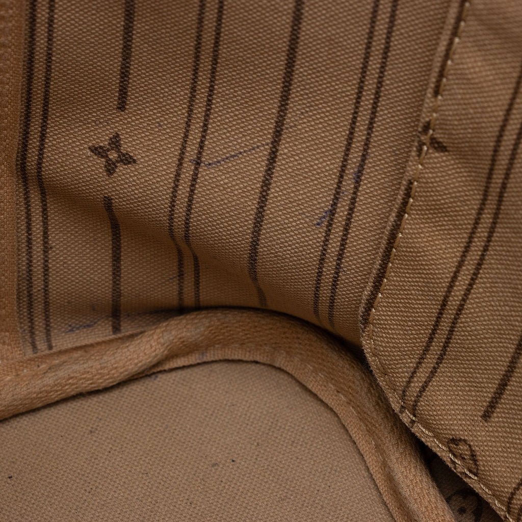 Louis Vuitton Monogram Canvas Neverfull PM Tote - FINAL SALE (SHF-45G3Rn)