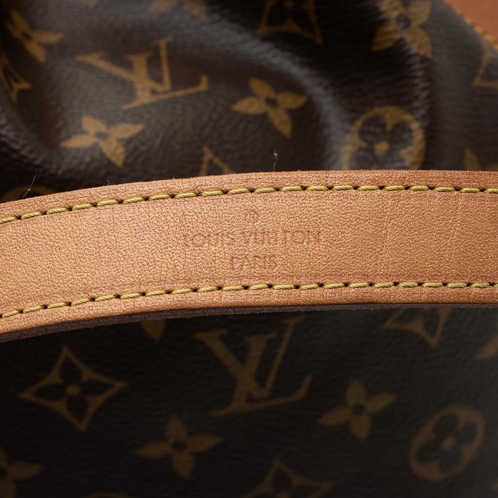 Louis Vuitton Monogram Canvas Noe Shoulder Bag (SHF-8J61Jh)