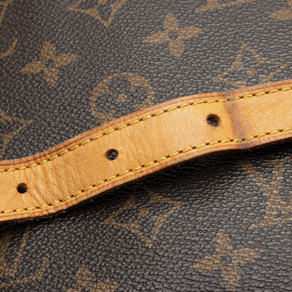Louis Vuitton Monogram Canvas Odeon MM Shoulder Bag (SHF-22493)