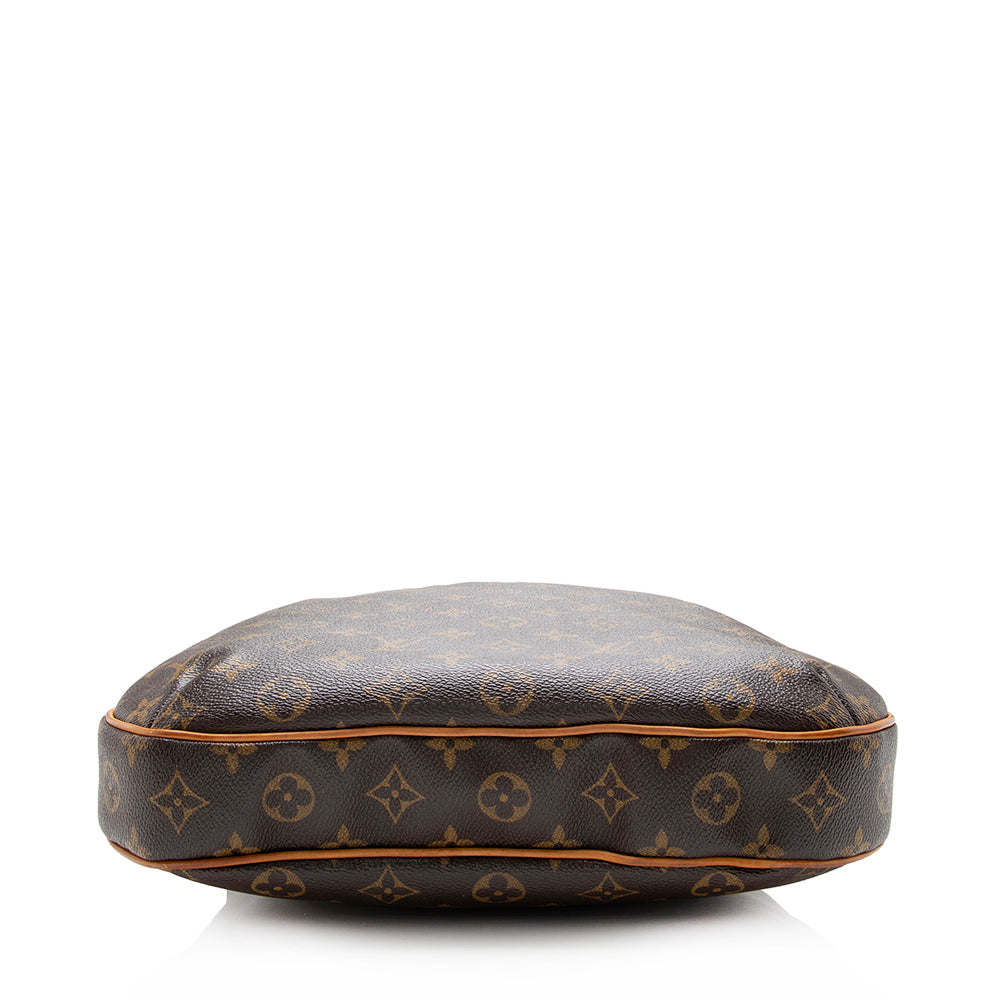 Louis Vuitton Monogram Canvas Odeon MM Shoulder Bag (SHF-85TFcL)