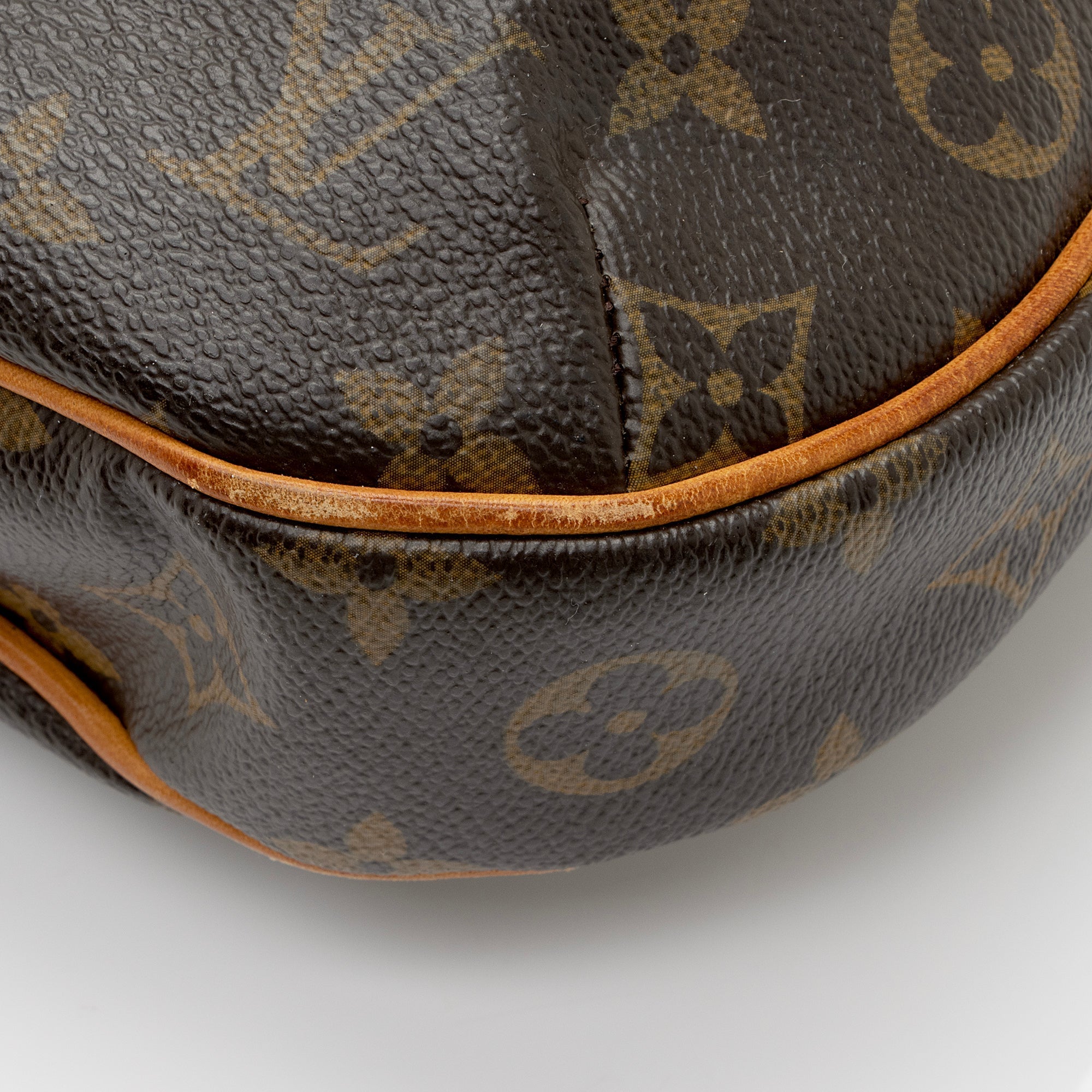 Louis Vuitton Monogram Canvas Odeon PM Shoulder Bag (SHF-S7LeAd)
