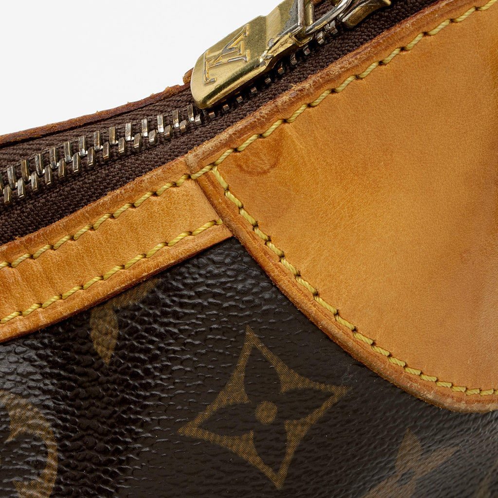 Louis Vuitton Monogram Canvas Odeon PM Shoulder Bag (SHF-S7LeAd)