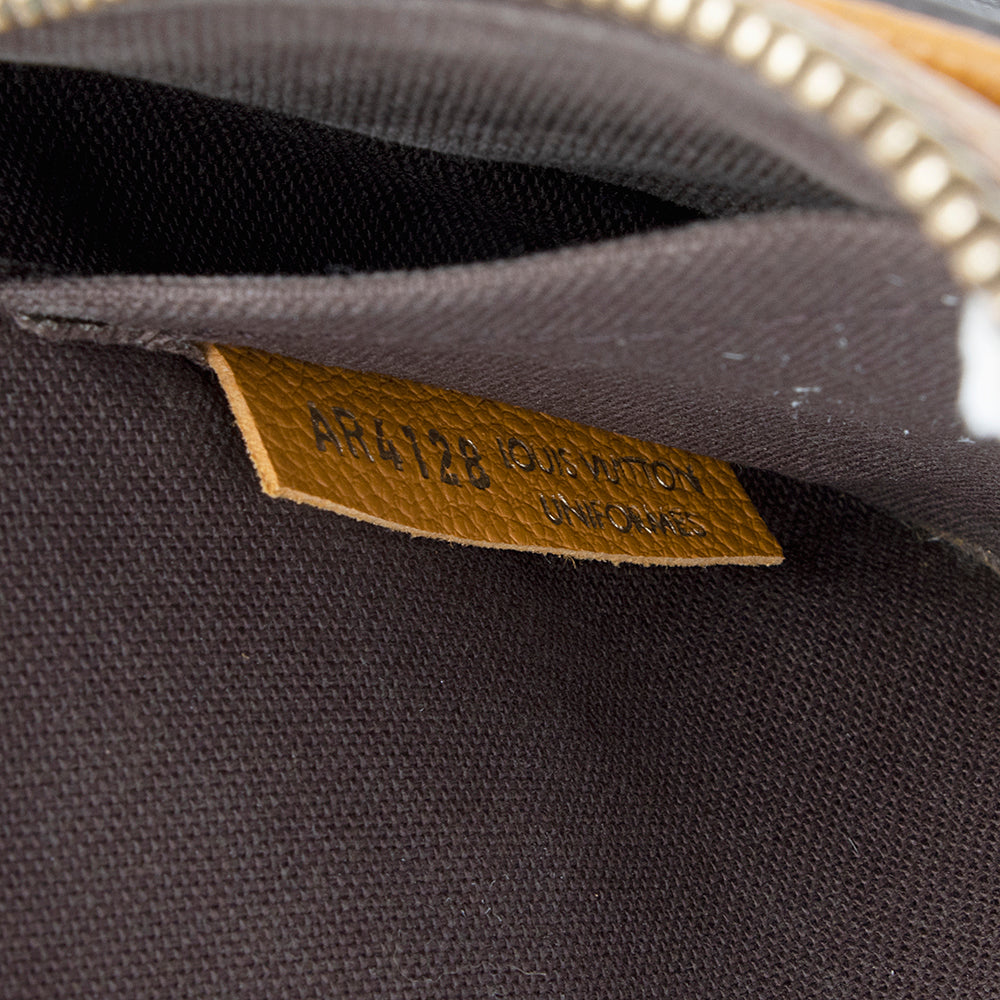 Louis Vuitton Monogram Canvas Pallas Clutch (SHF-18869)