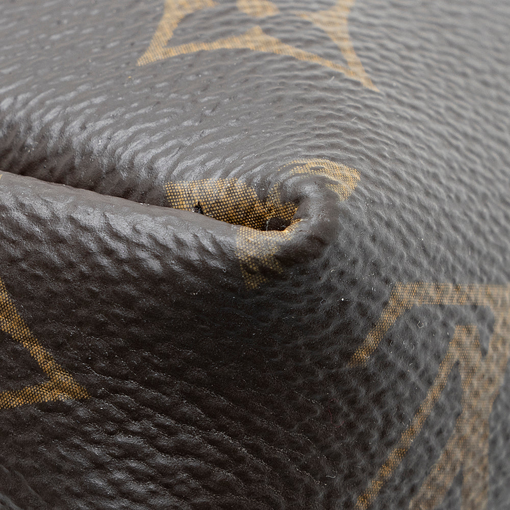 Louis Vuitton Monogram Canvas Pallas Clutch (SHF-18869)