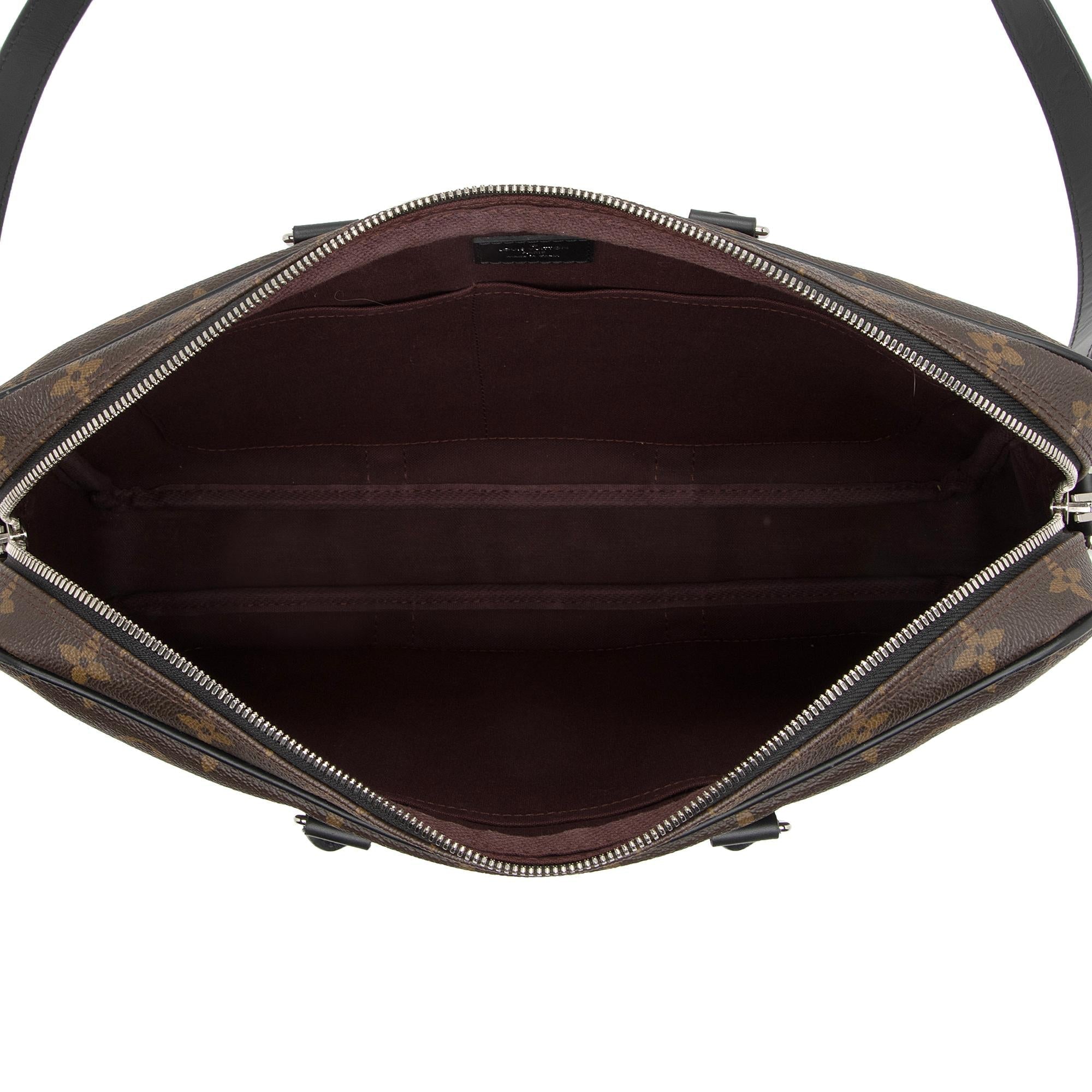 Louis Vuitton Monogram Canvas Porte Documents Voyage PM Messenger Bag (SHF-BnWTqA)