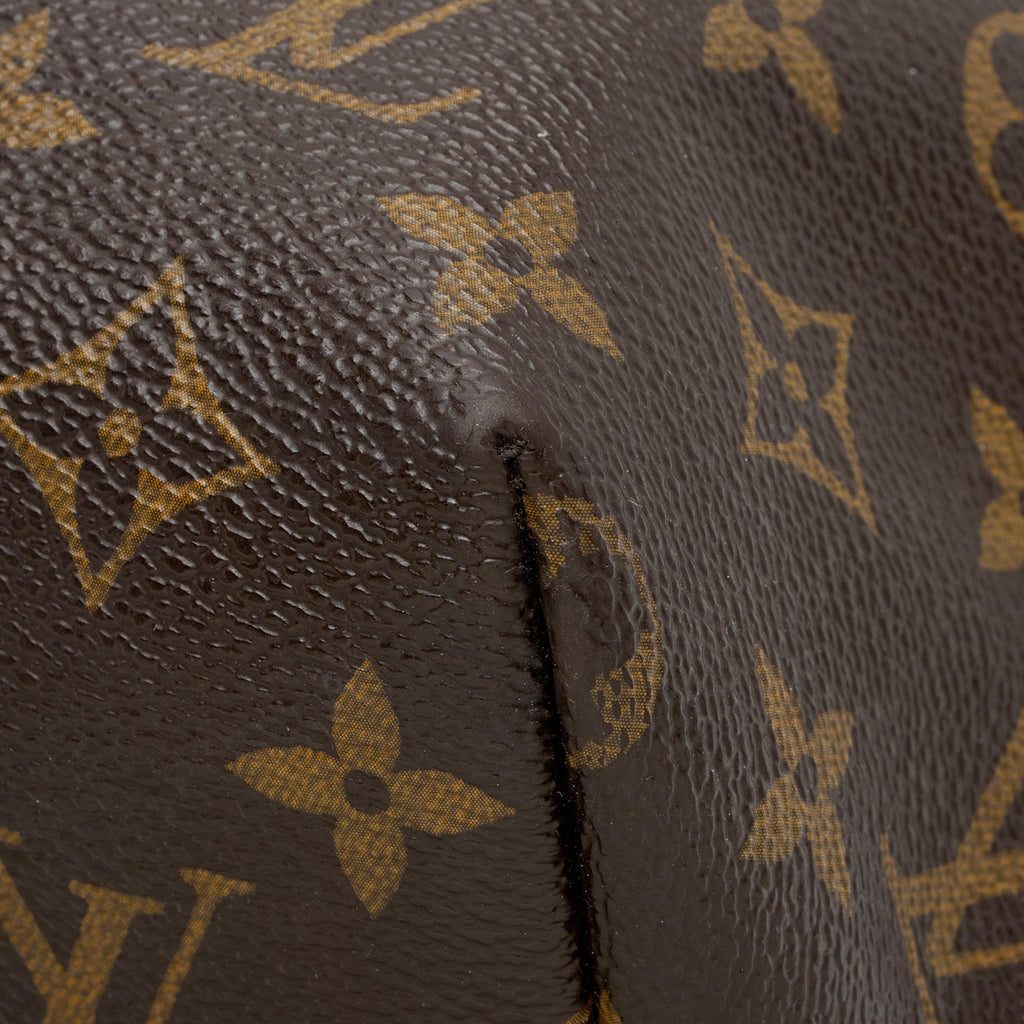 Louis Vuitton Monogram Canvas Raspail MM Tote (SHF-lu0gtR)