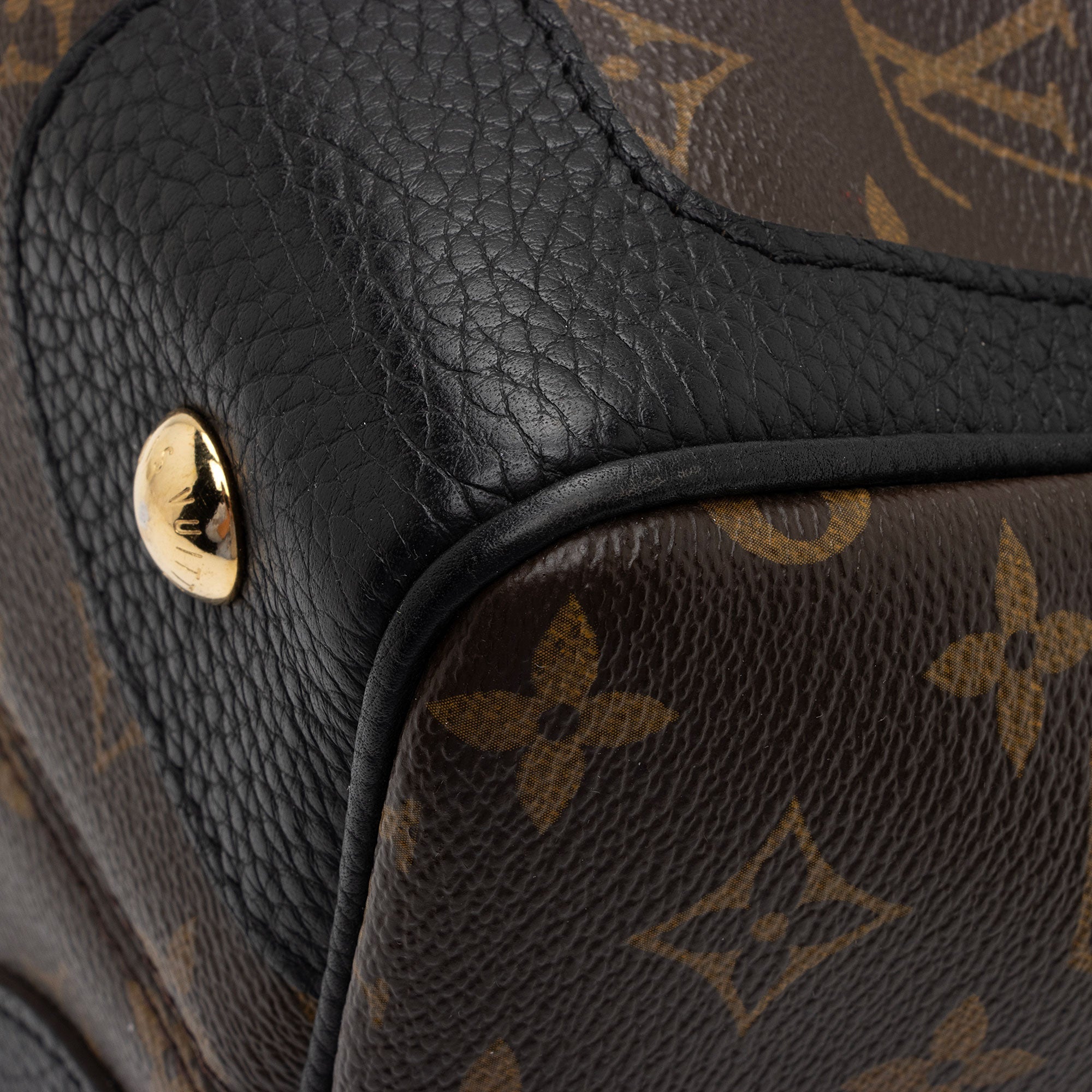 Louis Vuitton Monogram Canvas Retiro NM Satchel (SHF-9dVVj9)