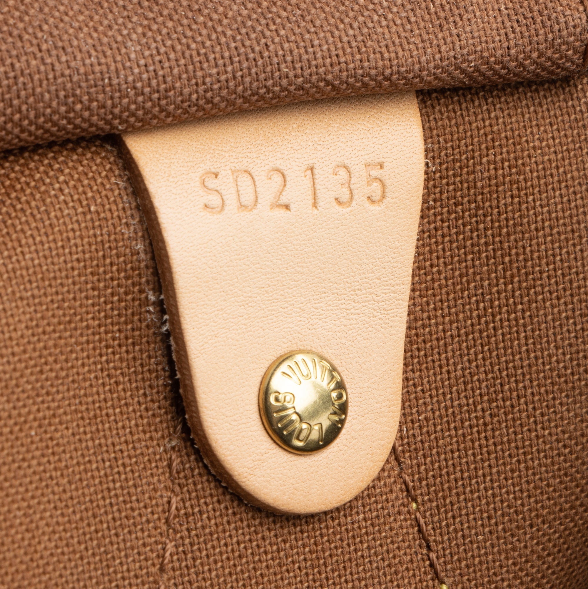 Louis Vuitton Monogram Canvas Speedy 40 Satchel (SHF-23442)