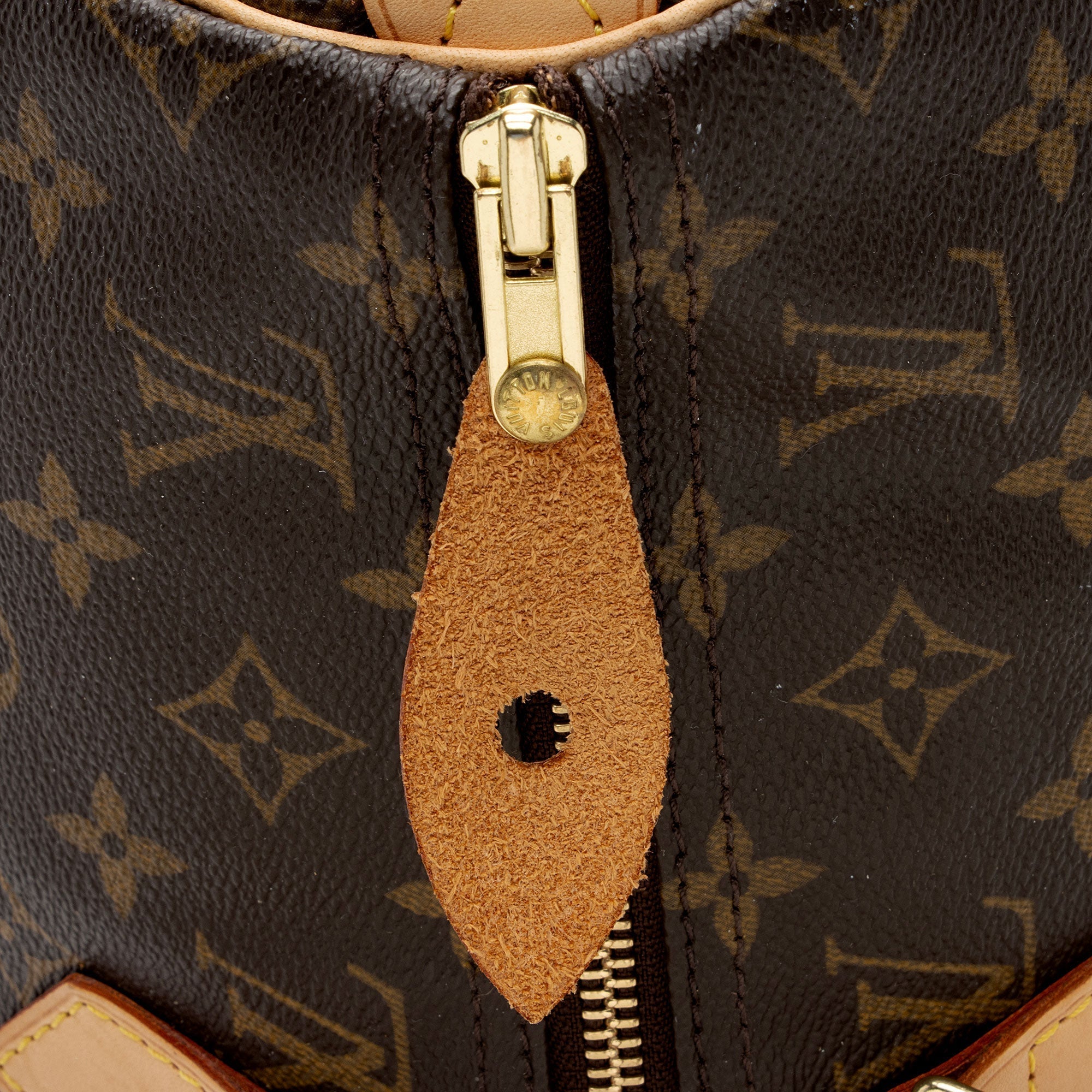 Louis Vuitton Monogram Canvas Speedy 40 Satchel (SHF-737S2q)