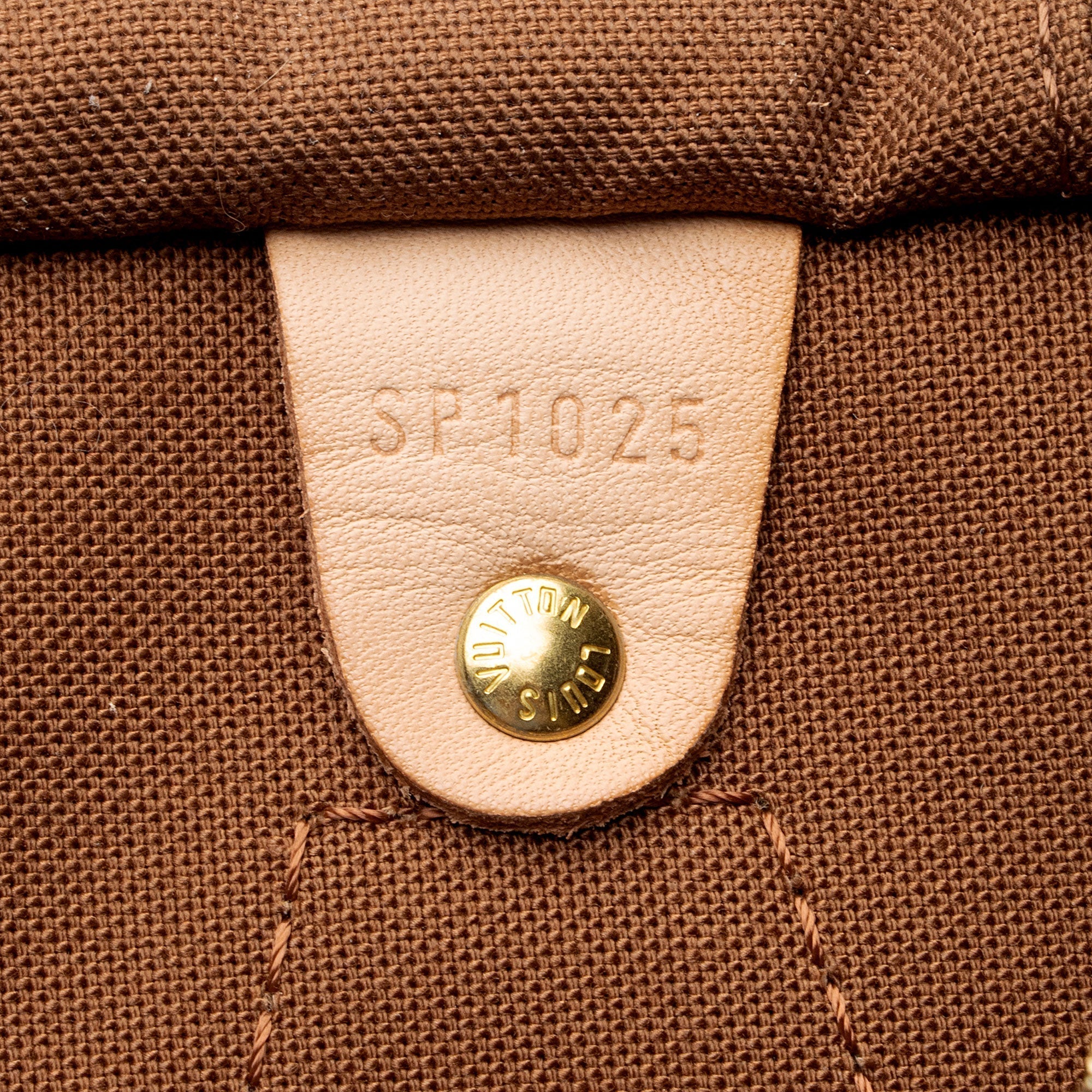 Louis Vuitton Monogram Canvas Speedy 40 Satchel (SHF-737S2q)