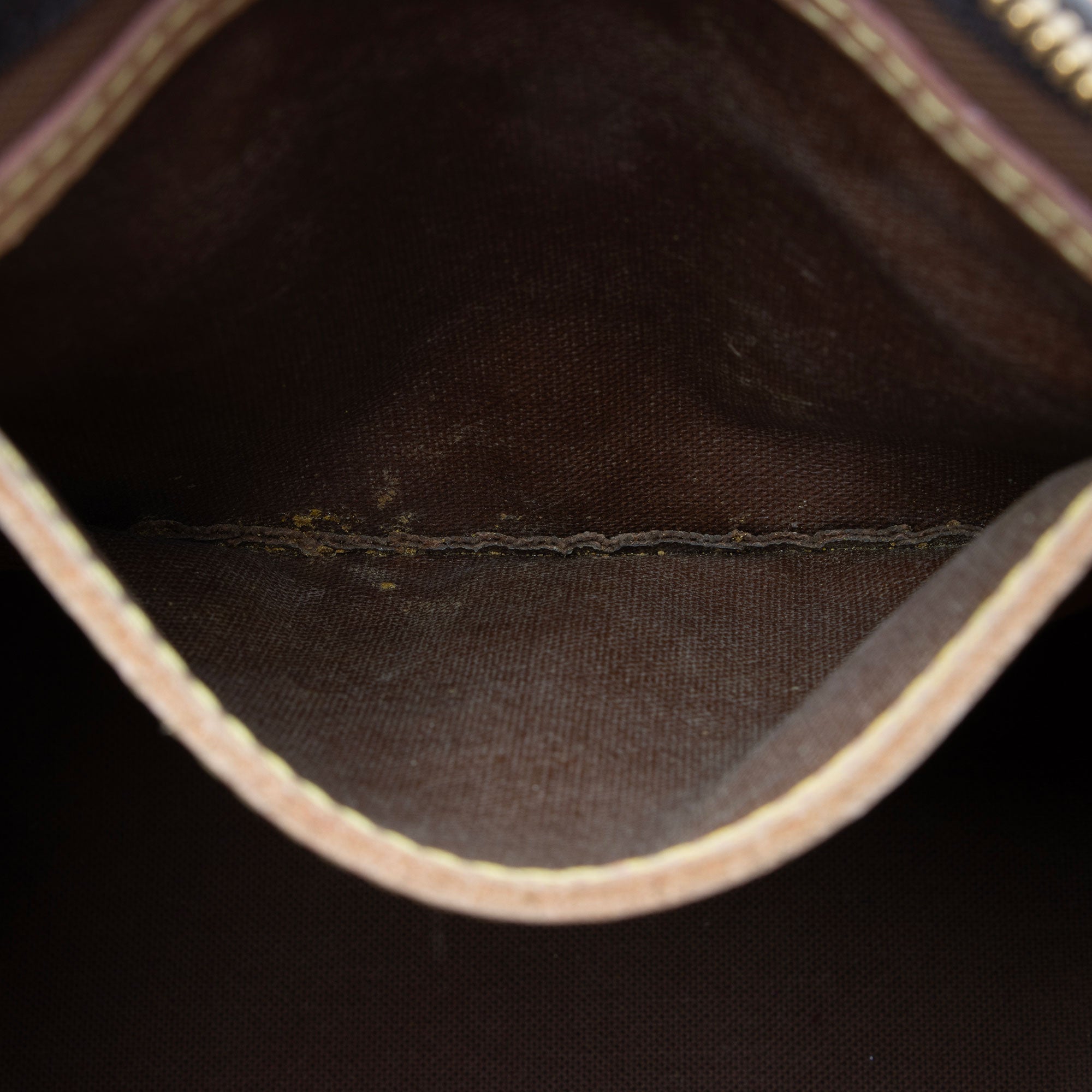 Louis Vuitton Monogram Canvas Speedy Bandouliere 25 Satchel (SHF-oUmJ5y)