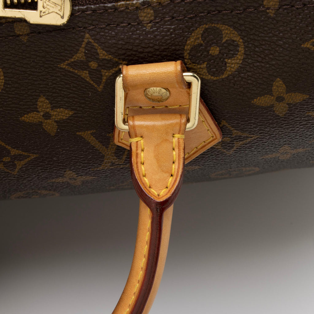 Louis Vuitton Monogram Canvas Speedy Bandouliere 30 Satchel (SHF-1ROIvf)