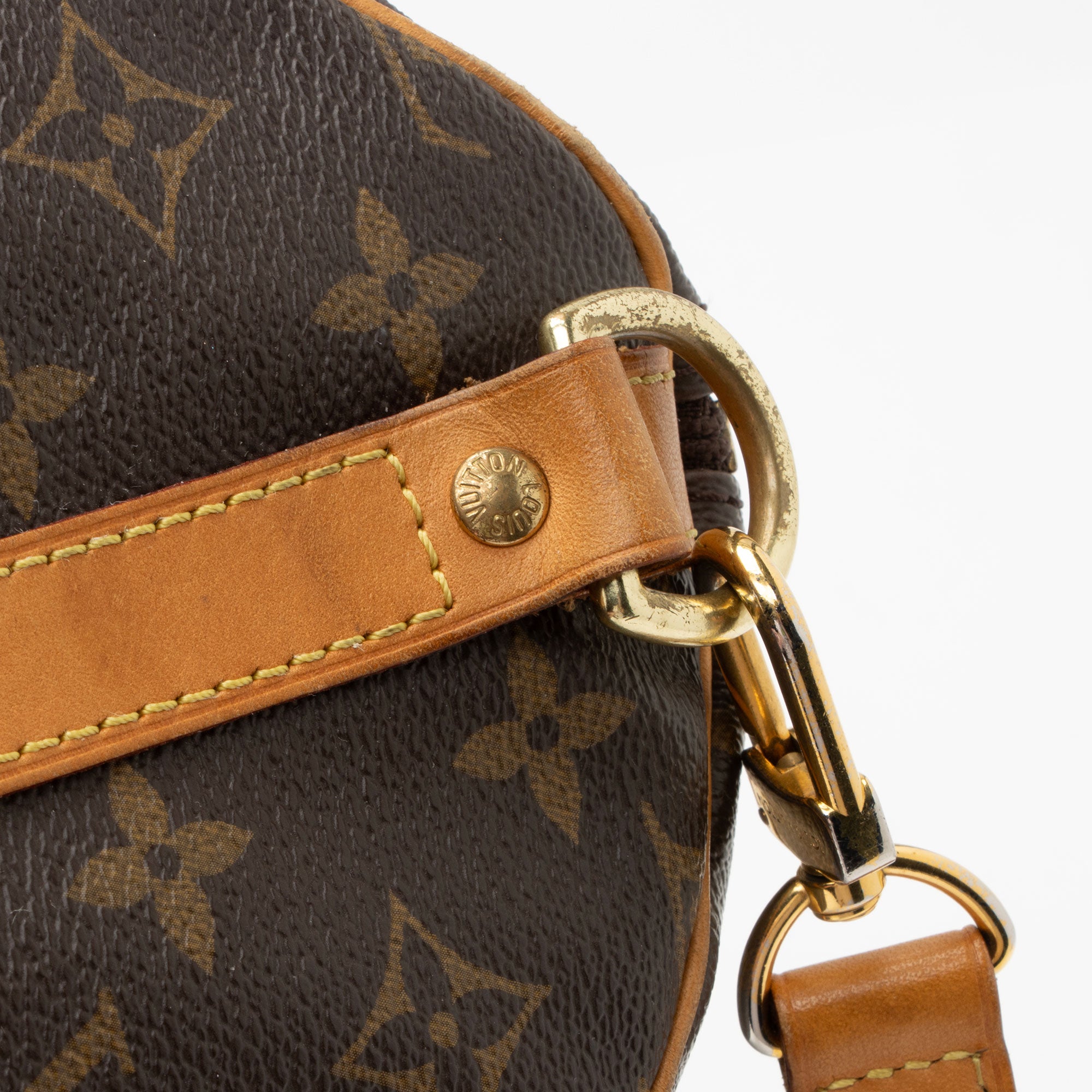 Louis Vuitton Monogram Canvas Speedy Bandouliere 35 Satchel (SHF-Y4r2B1)