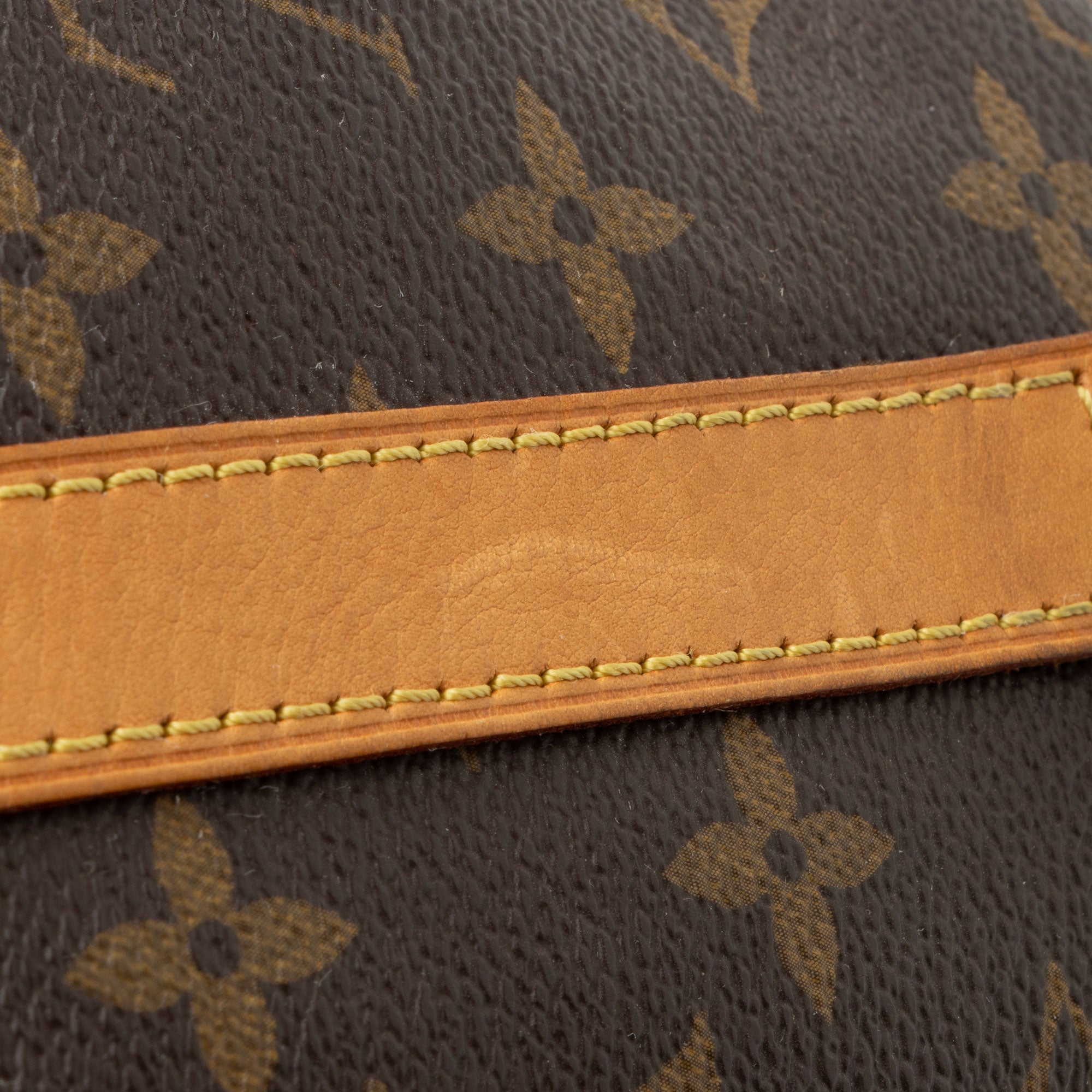 Louis Vuitton Monogram Canvas Speedy Bandouliere 35 Satchel (SHF-Y4r2B1)