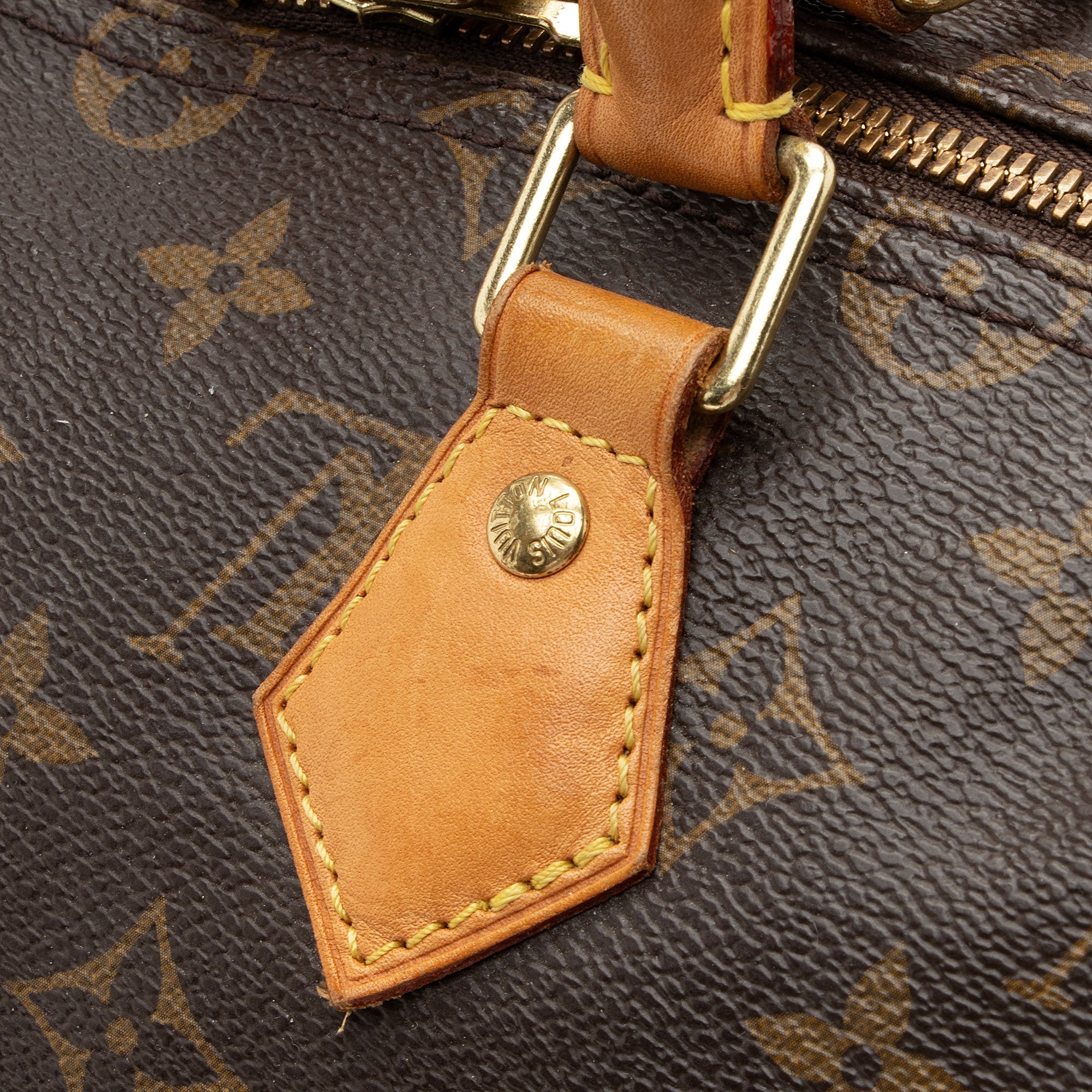 Louis Vuitton Monogram Canvas Speedy Bandouliere 35 Satchel (SHF-Y4r2B1)