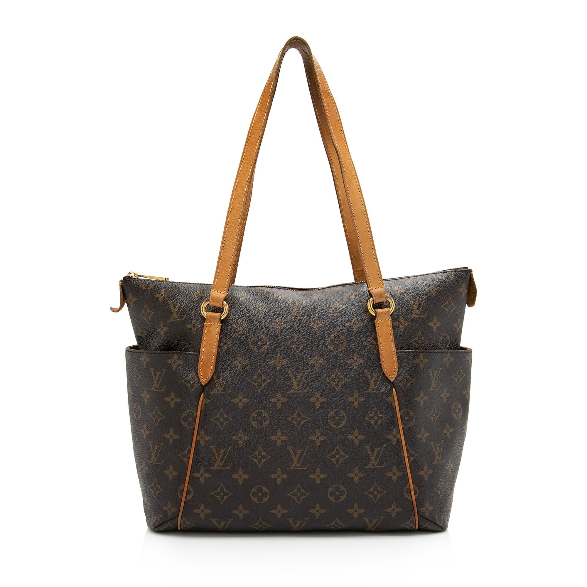 Louis Vuitton Monogram Canvas Totally MM Tote (SHF-IySz5R)