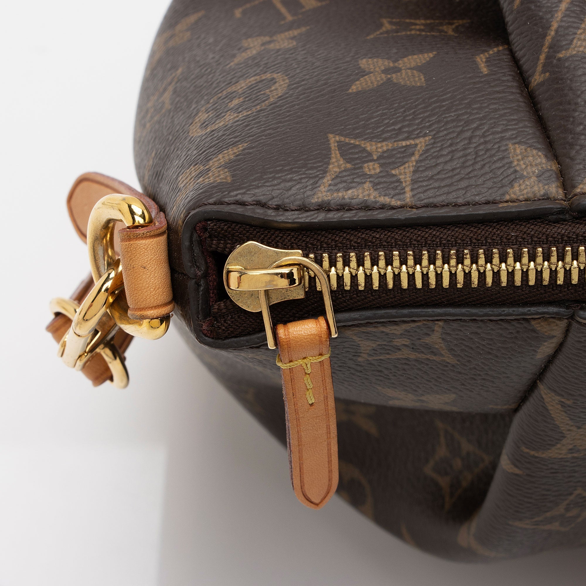 Louis Vuitton Monogram Canvas Turenne PM Satchel (SHF-GzaAYc)