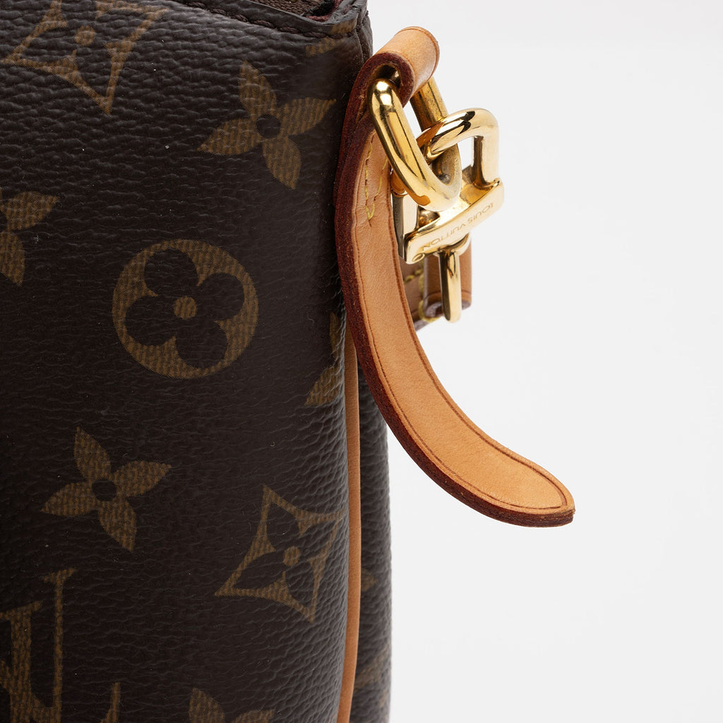 Louis Vuitton Monogram Canvas Turenne PM Satchel (SHF-GzaAYc)