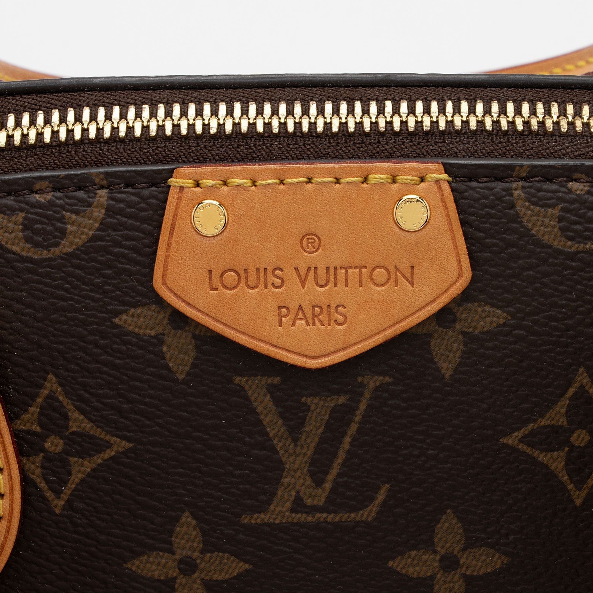 Louis Vuitton Monogram Canvas Turenne PM Satchel (SHF-GzaAYc)