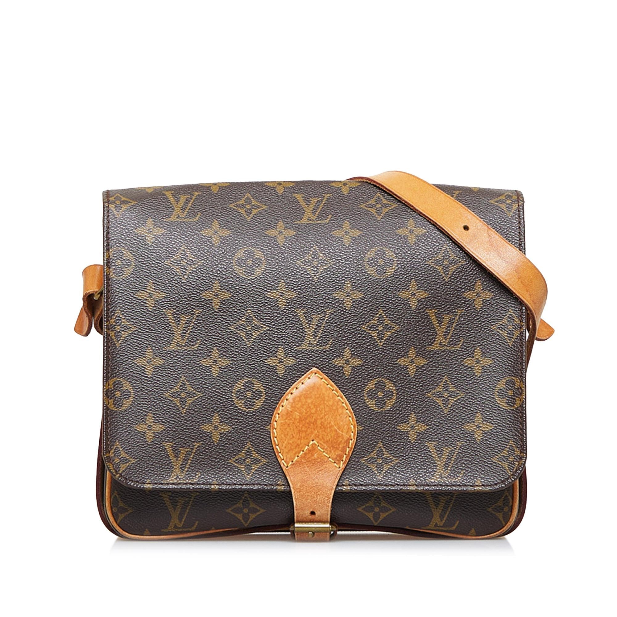 Louis Vuitton Monogram Cartouchiere GM (SHG-PVEcQA)