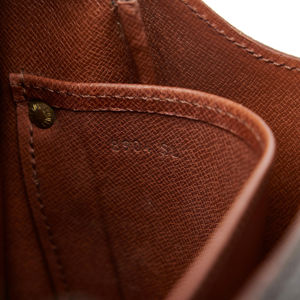 Louis Vuitton Monogram Cartouchiere GM (SHG-CSwV5e)