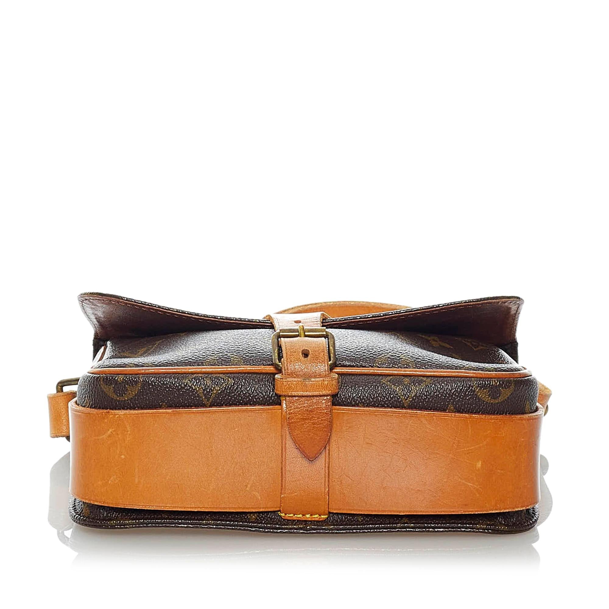 Louis Vuitton Monogram Cartouchiere MM (SHG-36612)
