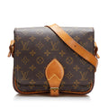 Louis Vuitton Monogram Cartouchiere MM (SHG-z2FjvN)