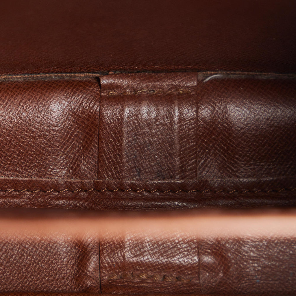 Louis Vuitton Monogram Cartouchiere MM (SHG-PnAsw4)