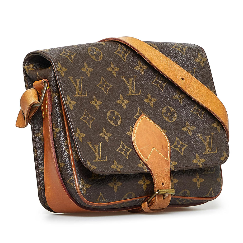 Louis Vuitton Monogram Cartouchiere MM (SHG-PnAsw4)