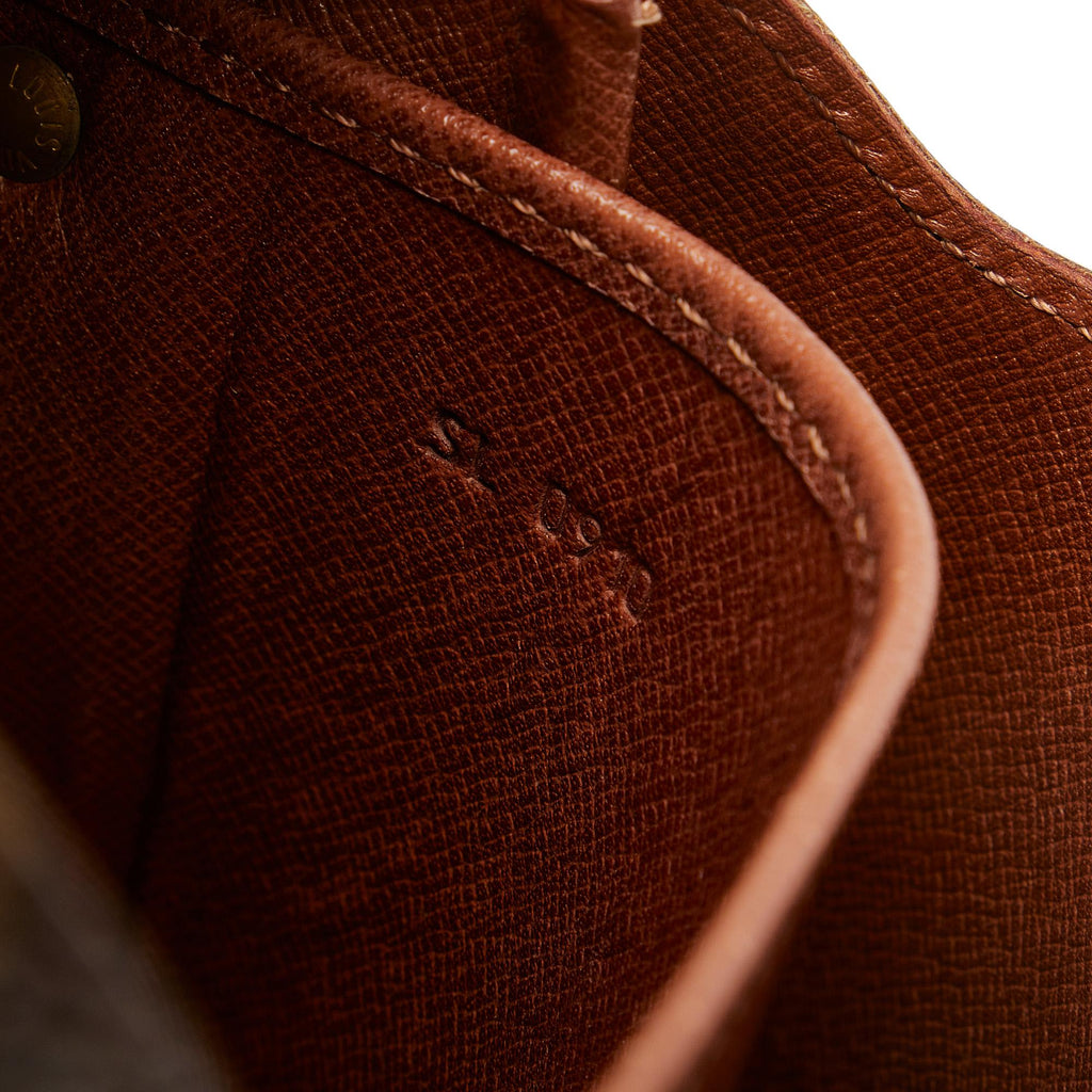 Louis Vuitton Monogram Cartouchiere MM (SHG-7Os6tx)