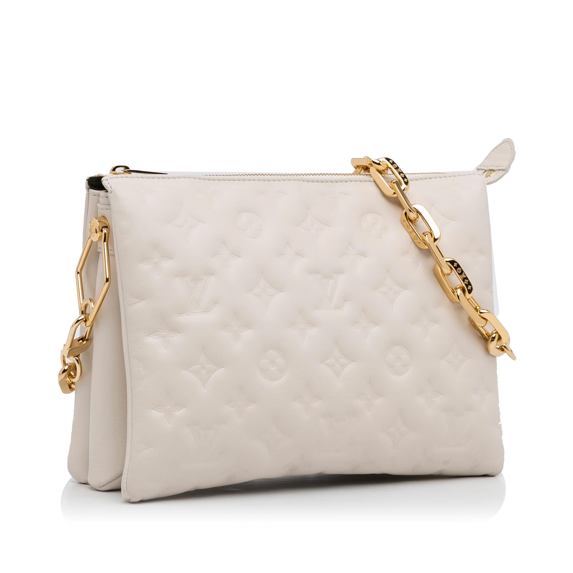 Louis Vuitton Monogram Coussin PM (SHG-HCWaJN)