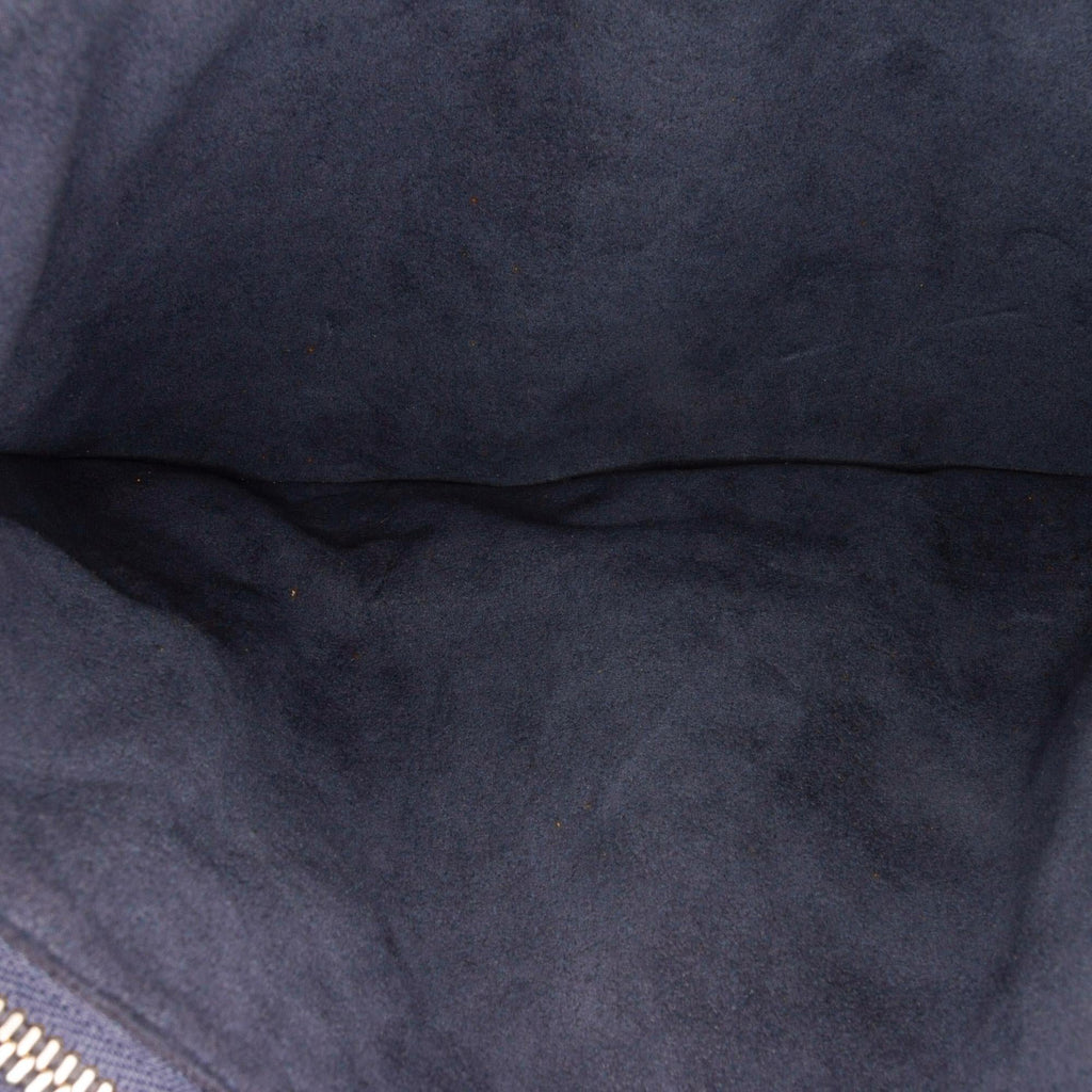 Louis Vuitton Monogram Coussin PM (SHG-eFaZ1V)