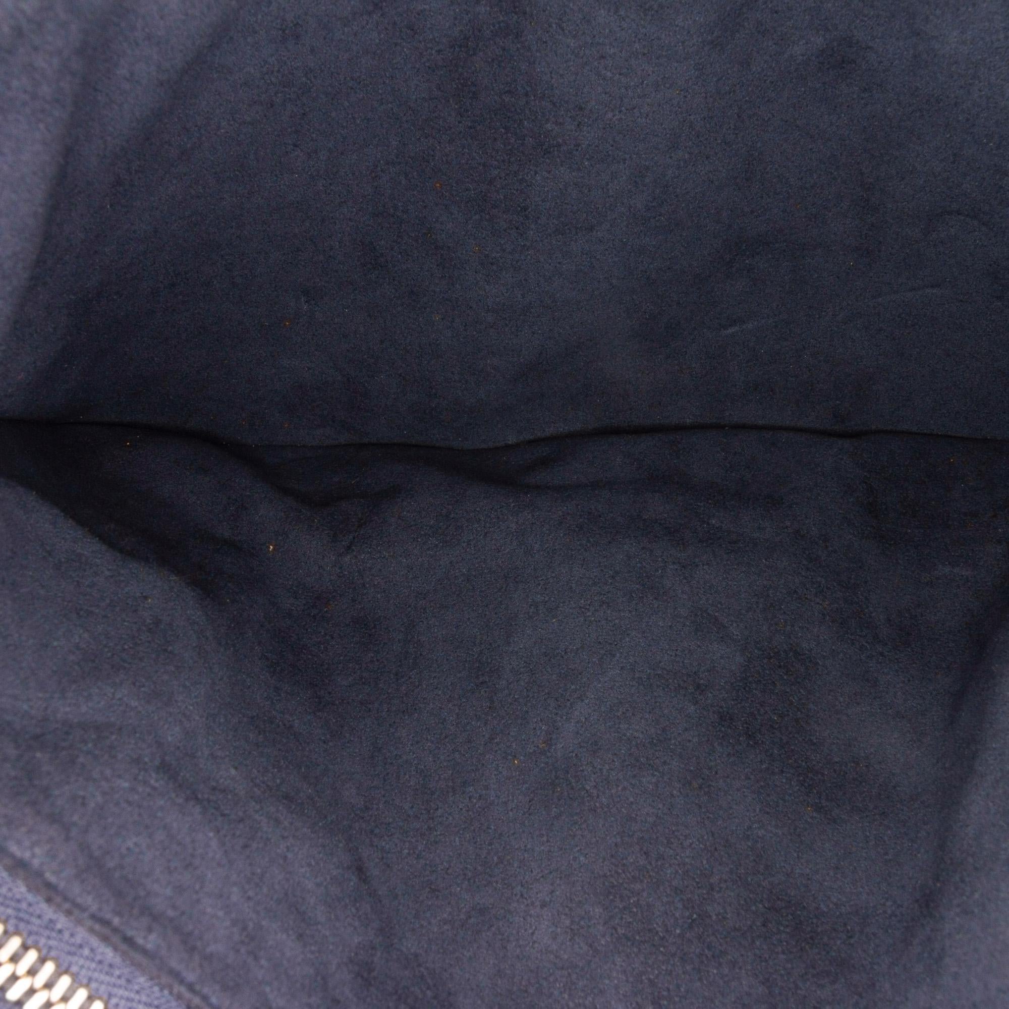 Louis Vuitton Monogram Coussin PM (SHG-eFaZ1V)
