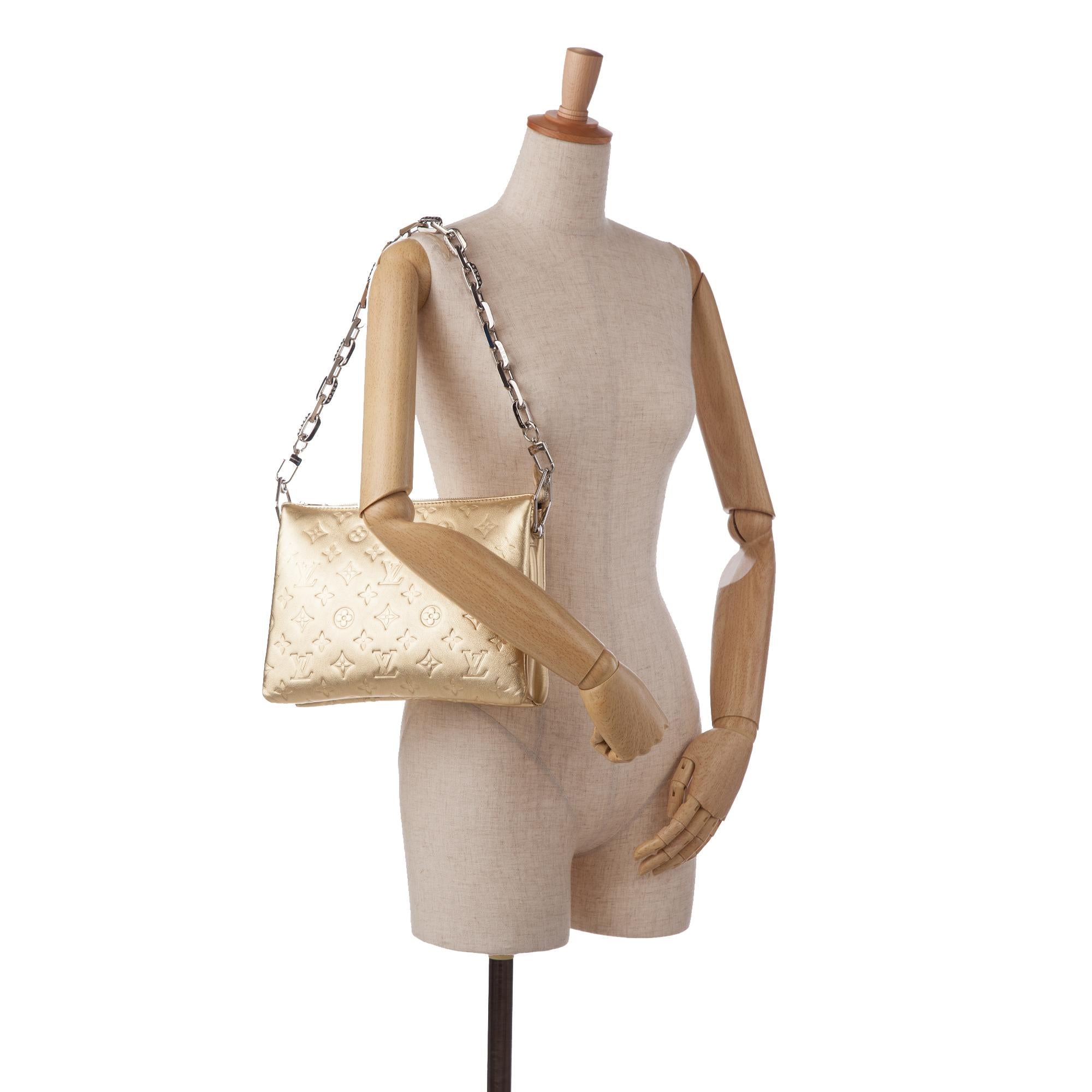 Louis Vuitton Monogram Coussin PM (SHG-eFaZ1V)