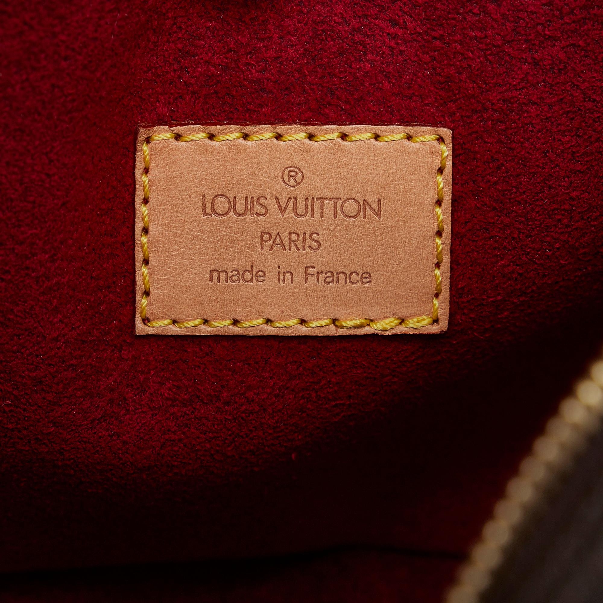 Louis Vuitton Monogram Croissant MM (SHG-LsrsMd)