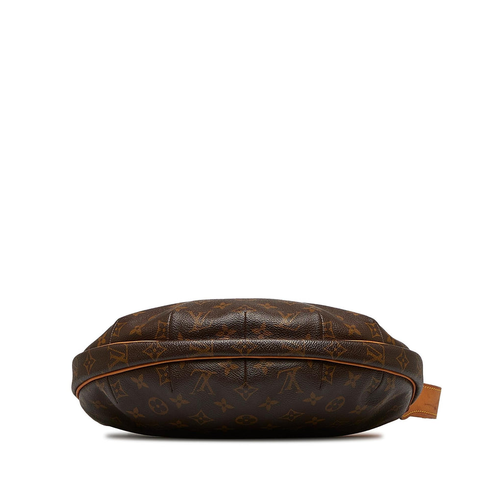 Louis Vuitton Monogram Croissant MM (SHG-ko08PO)