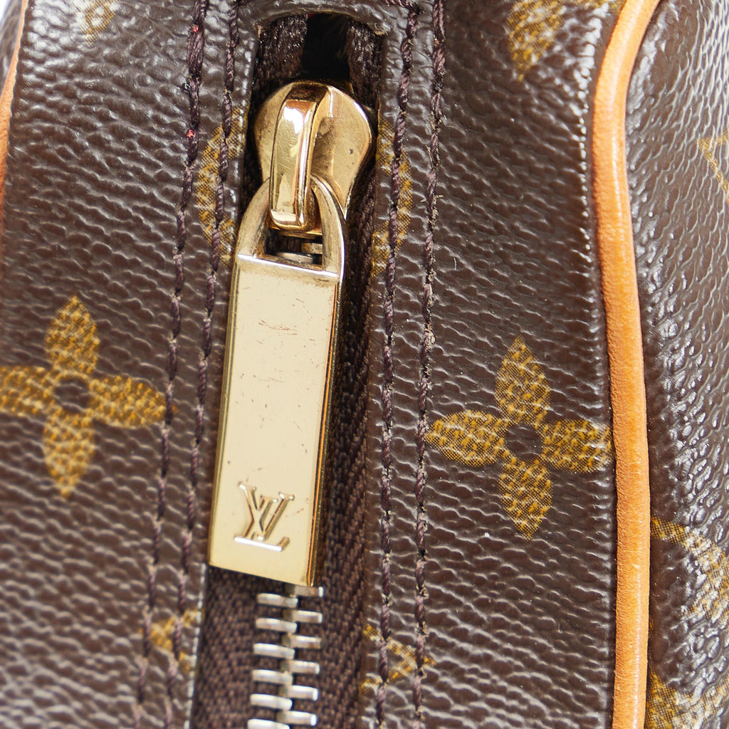 Louis Vuitton Monogram Croissant MM (SHG-ko08PO)