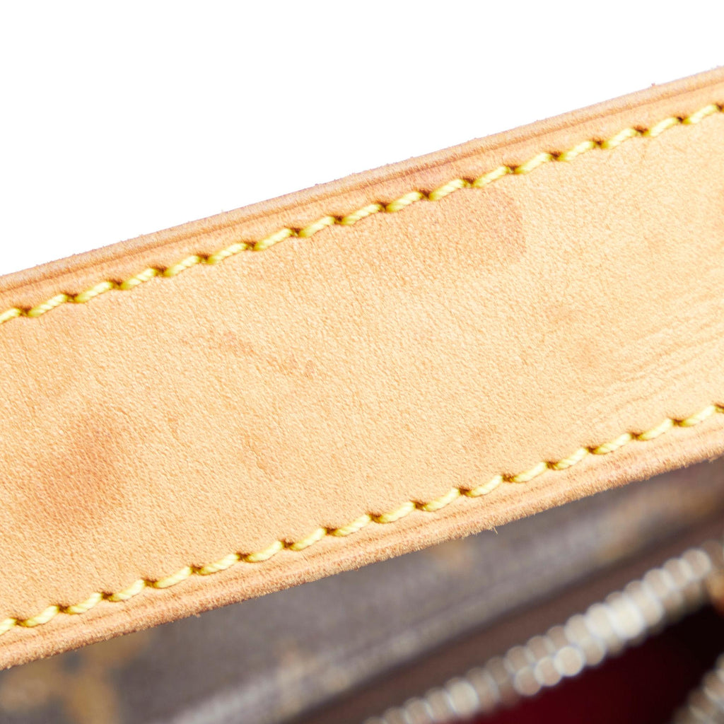 Louis Vuitton Monogram Croissant MM (SHG-ko08PO)